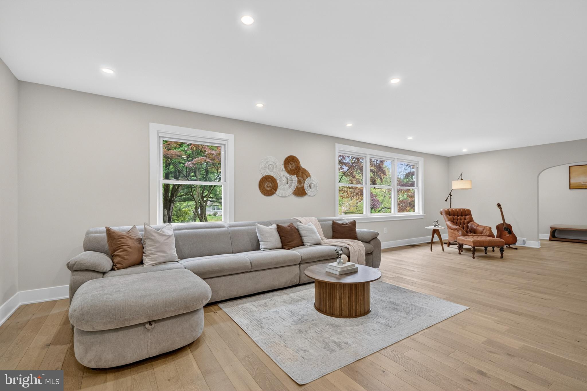 NEWTOWN SQ - Residential