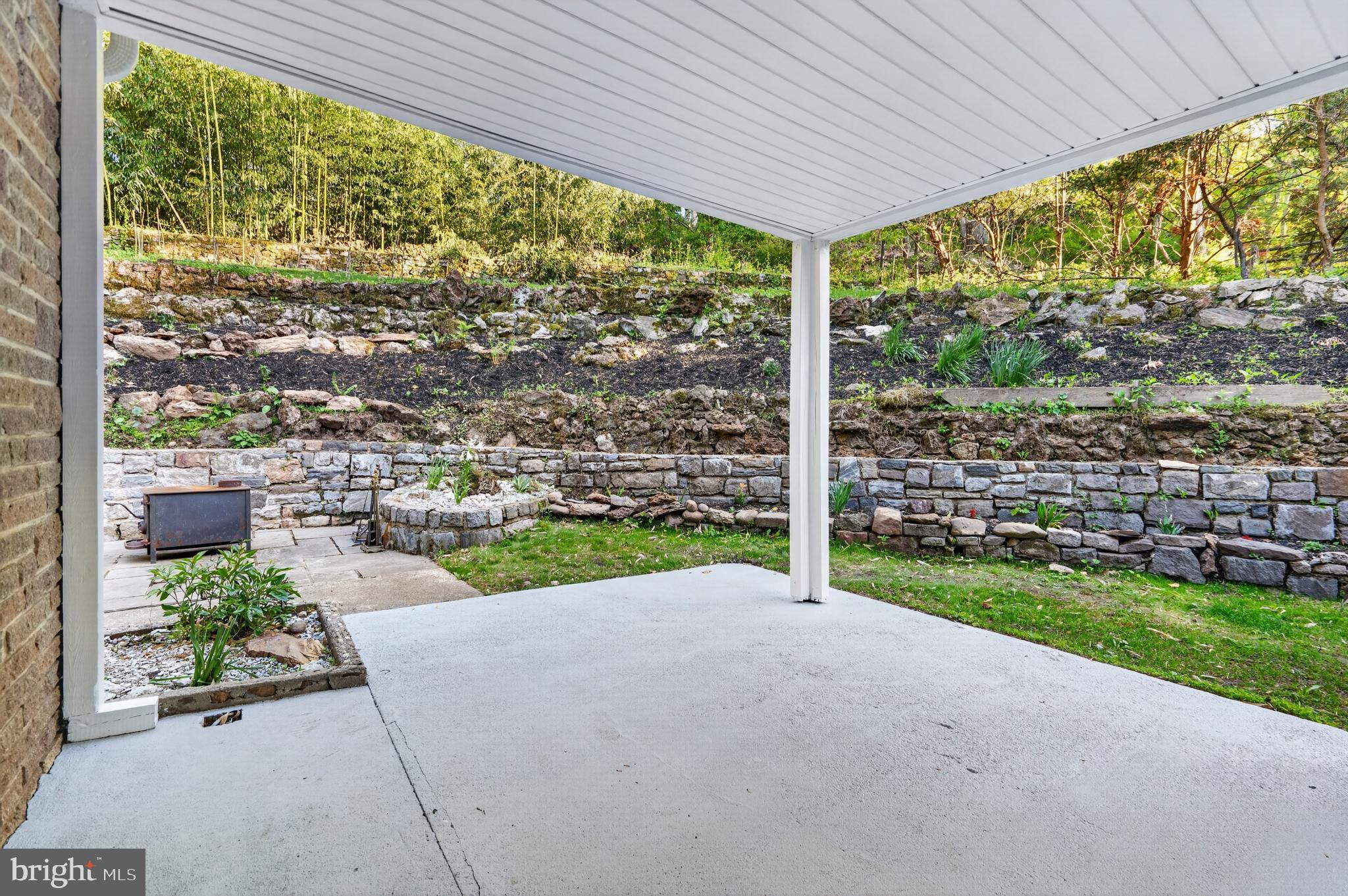 NEWTOWN SQ - Residential
