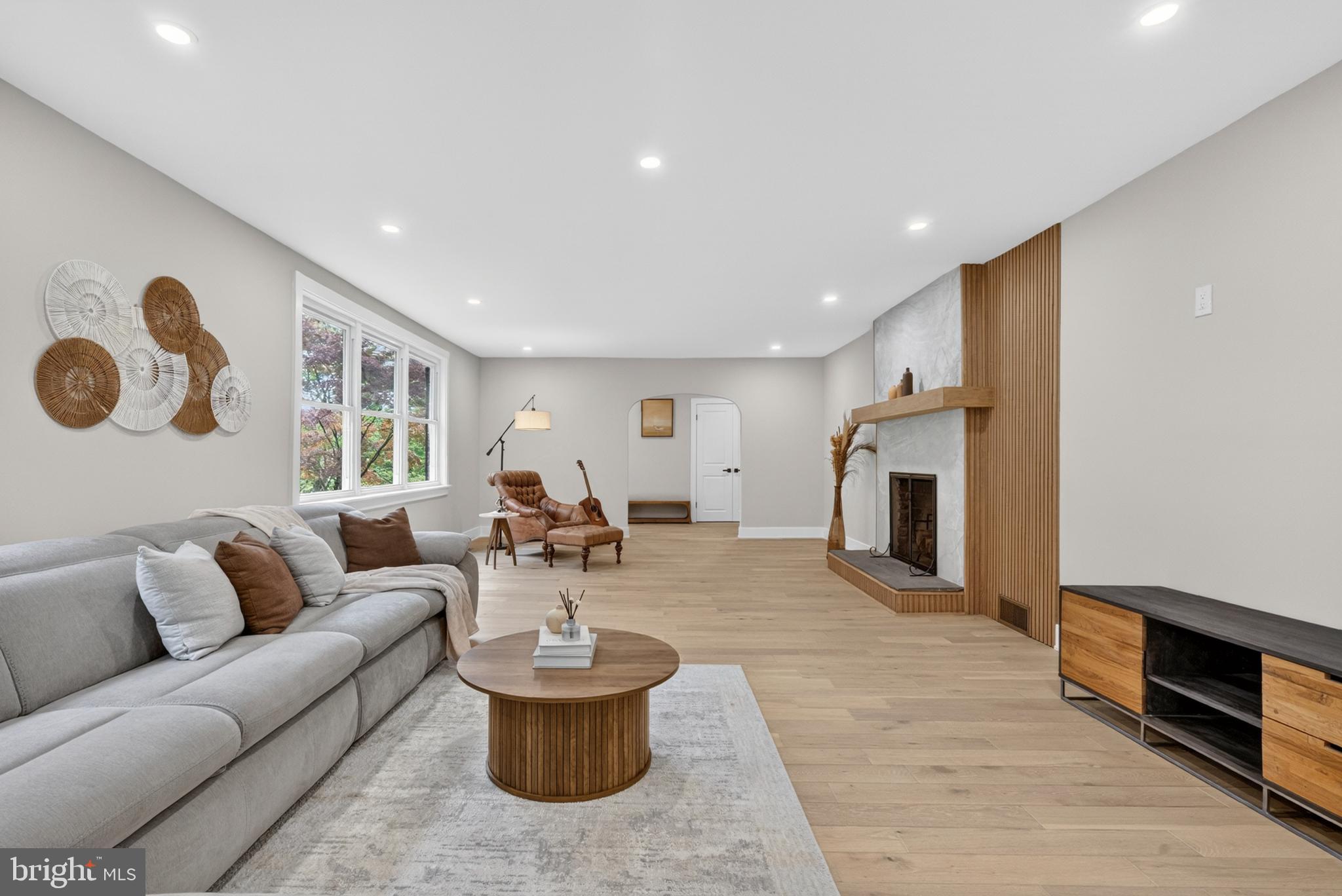 NEWTOWN SQ - Residential