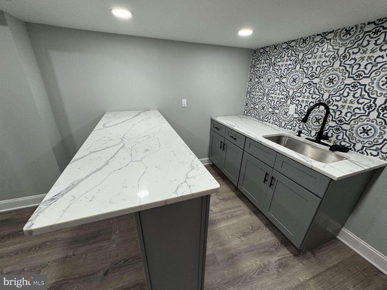 ARROWHEAD - Residential