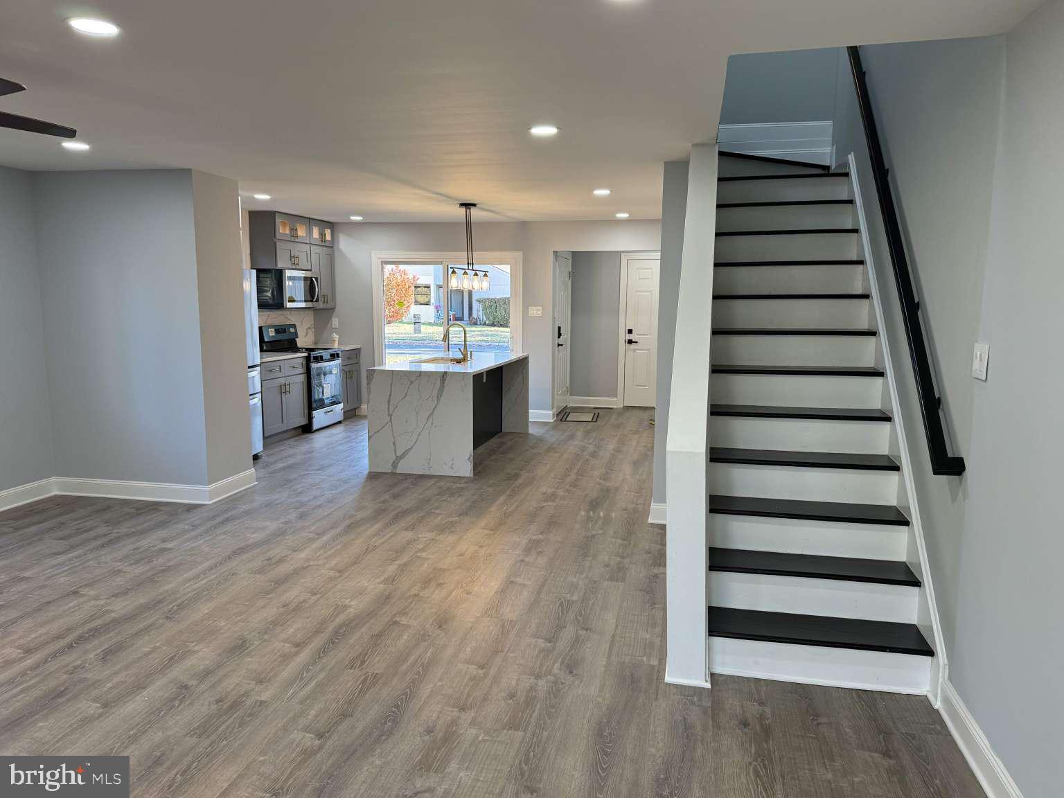 ARROWHEAD - Residential