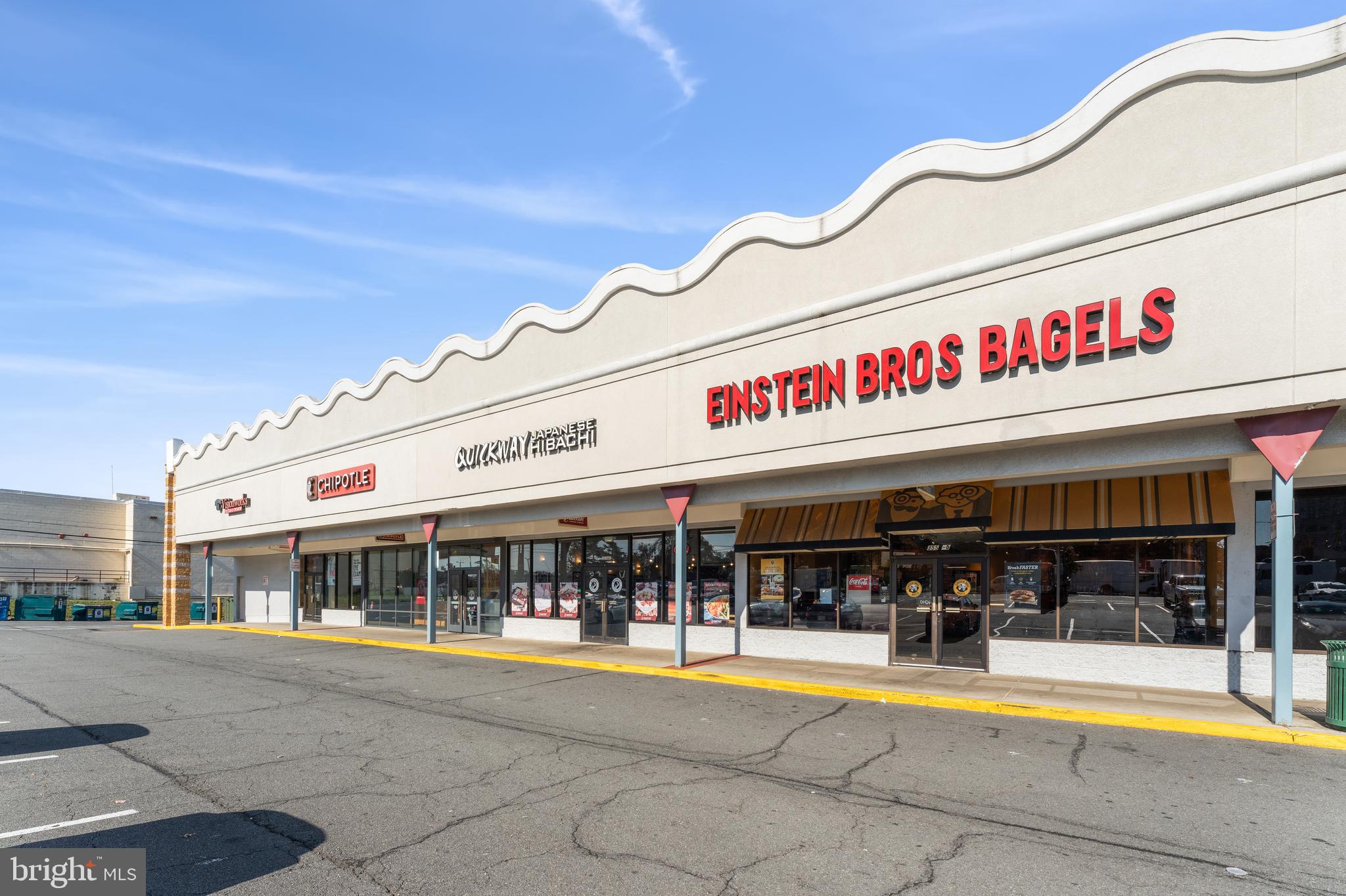 SKYLINE SQUARE CONDO - Residential Lease