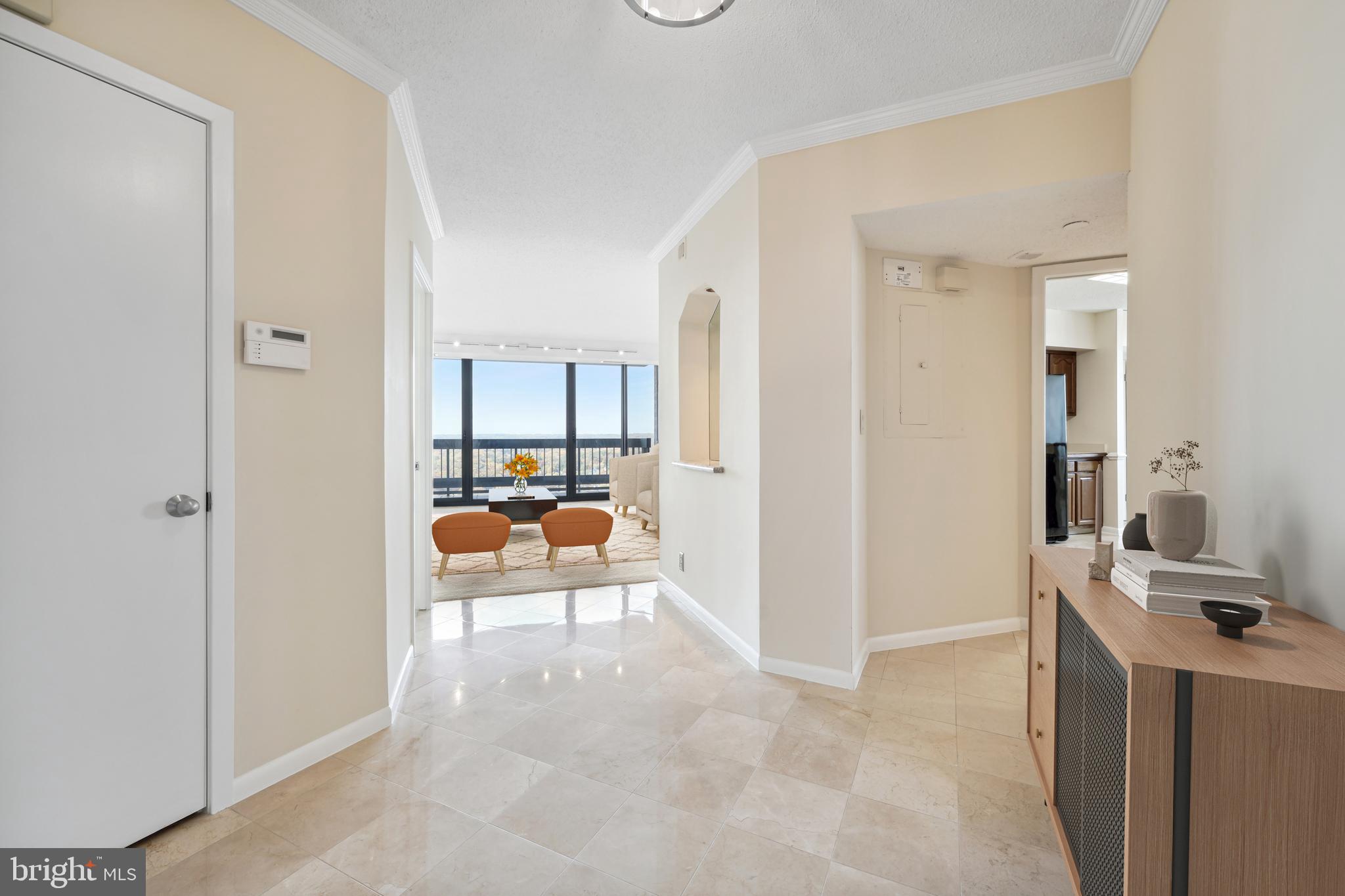 SKYLINE SQUARE CONDO - Residential Lease