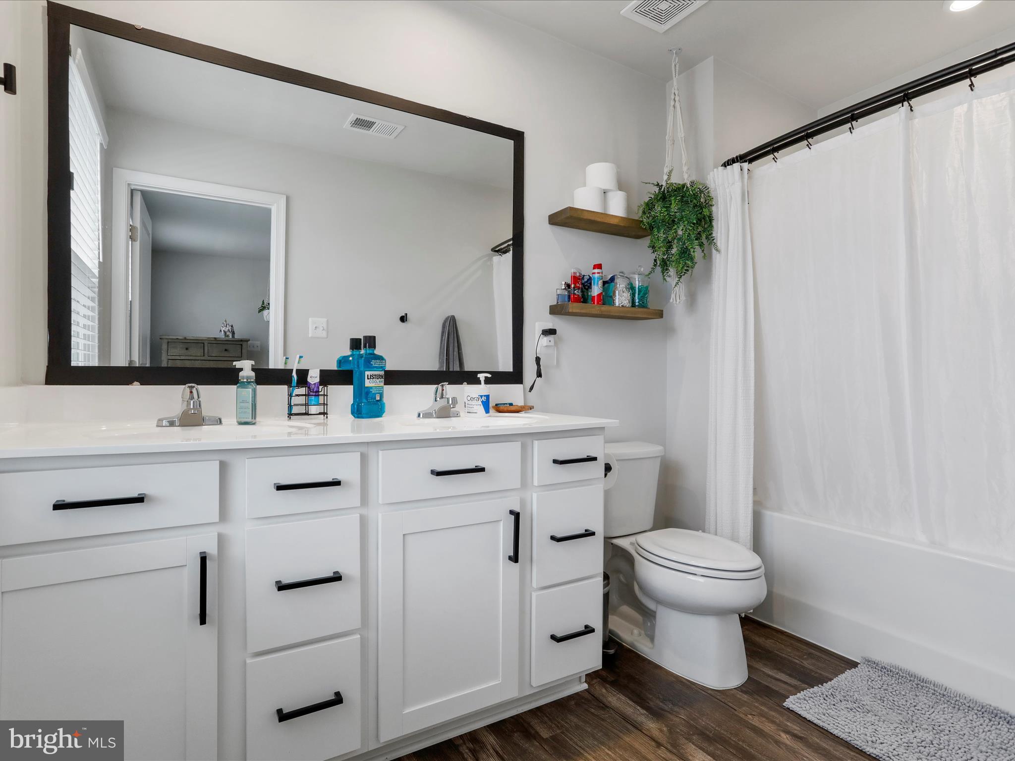 STONECREST - Residential