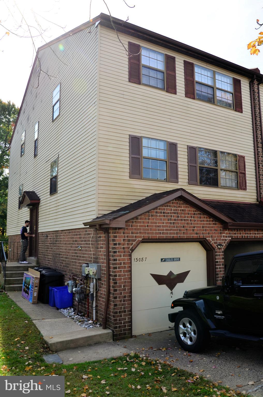 SOMERTON - Residential Lease