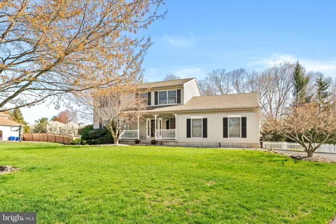 11 Thistle Place, Robbinsville, NJ 08691 - MLS#: NJME2076042