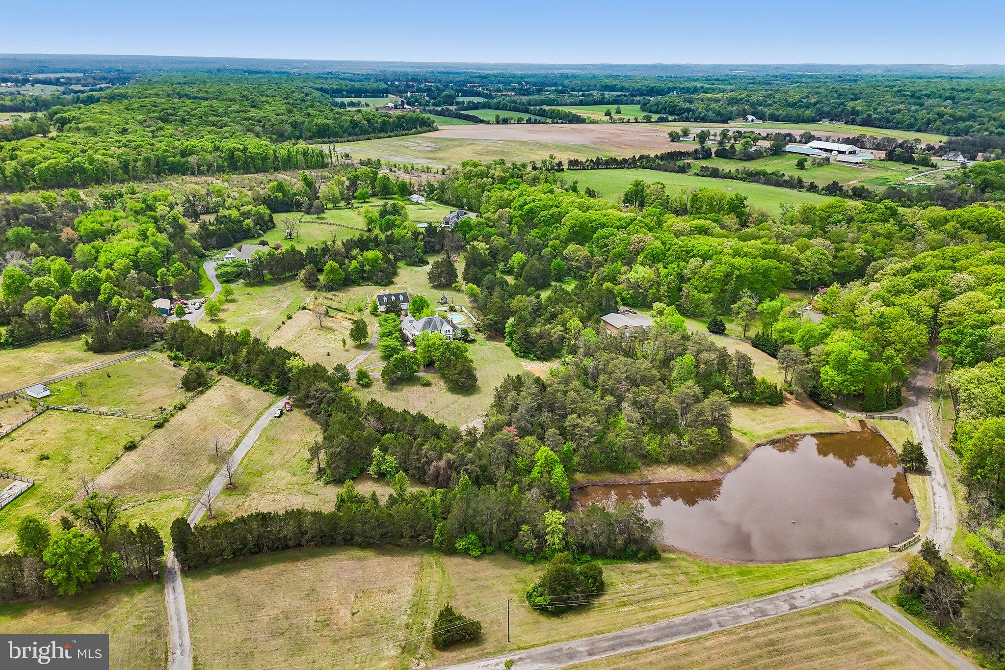 WHITETAIL POND - Residential