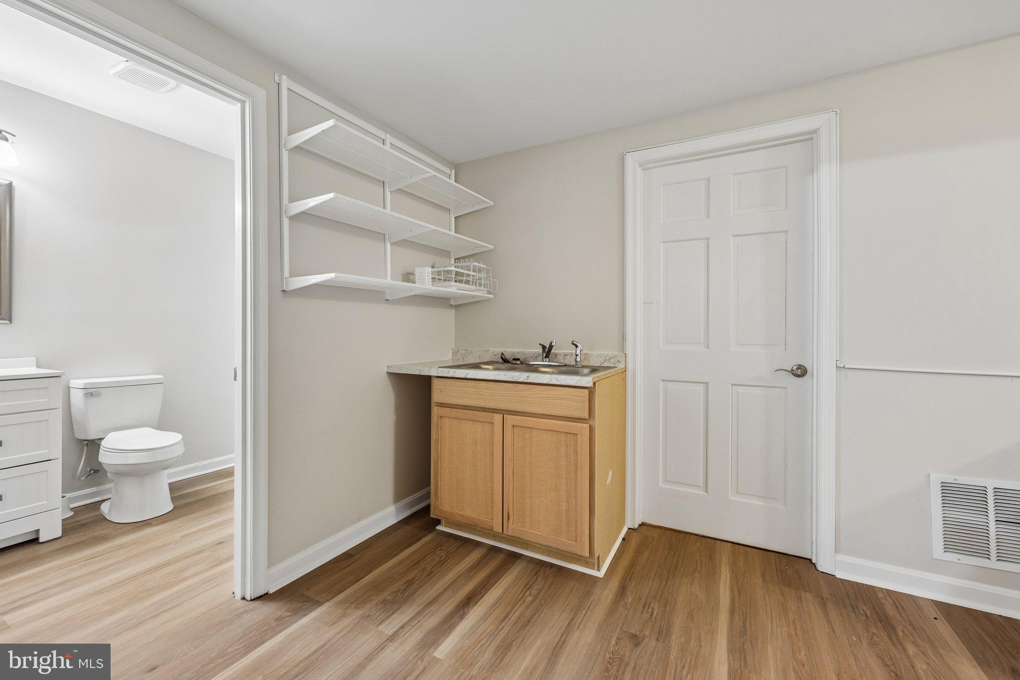 WHITETAIL POND - Residential