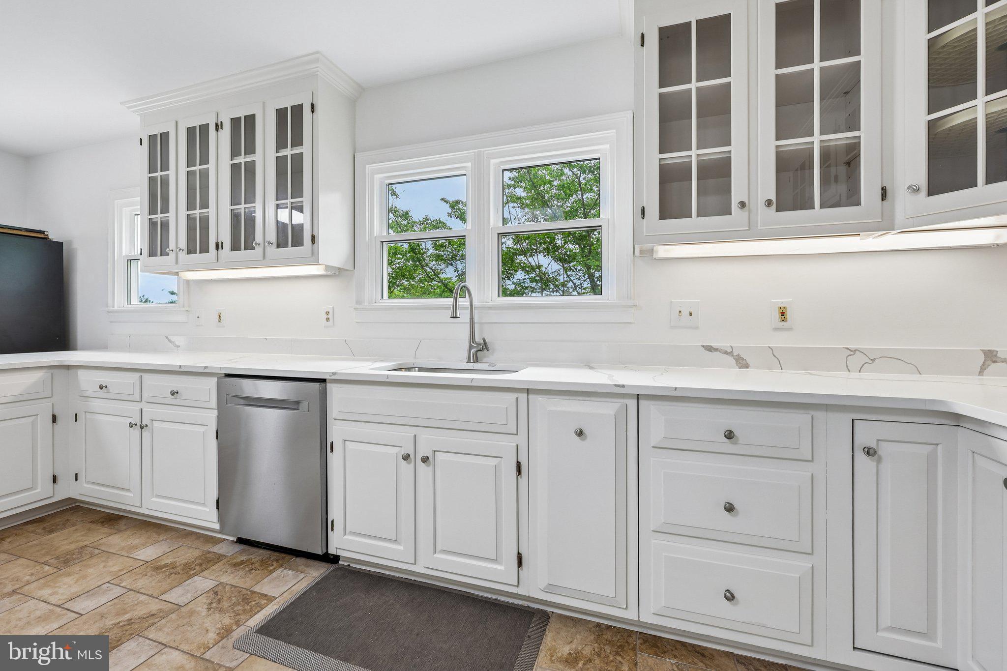 WHITETAIL POND - Residential