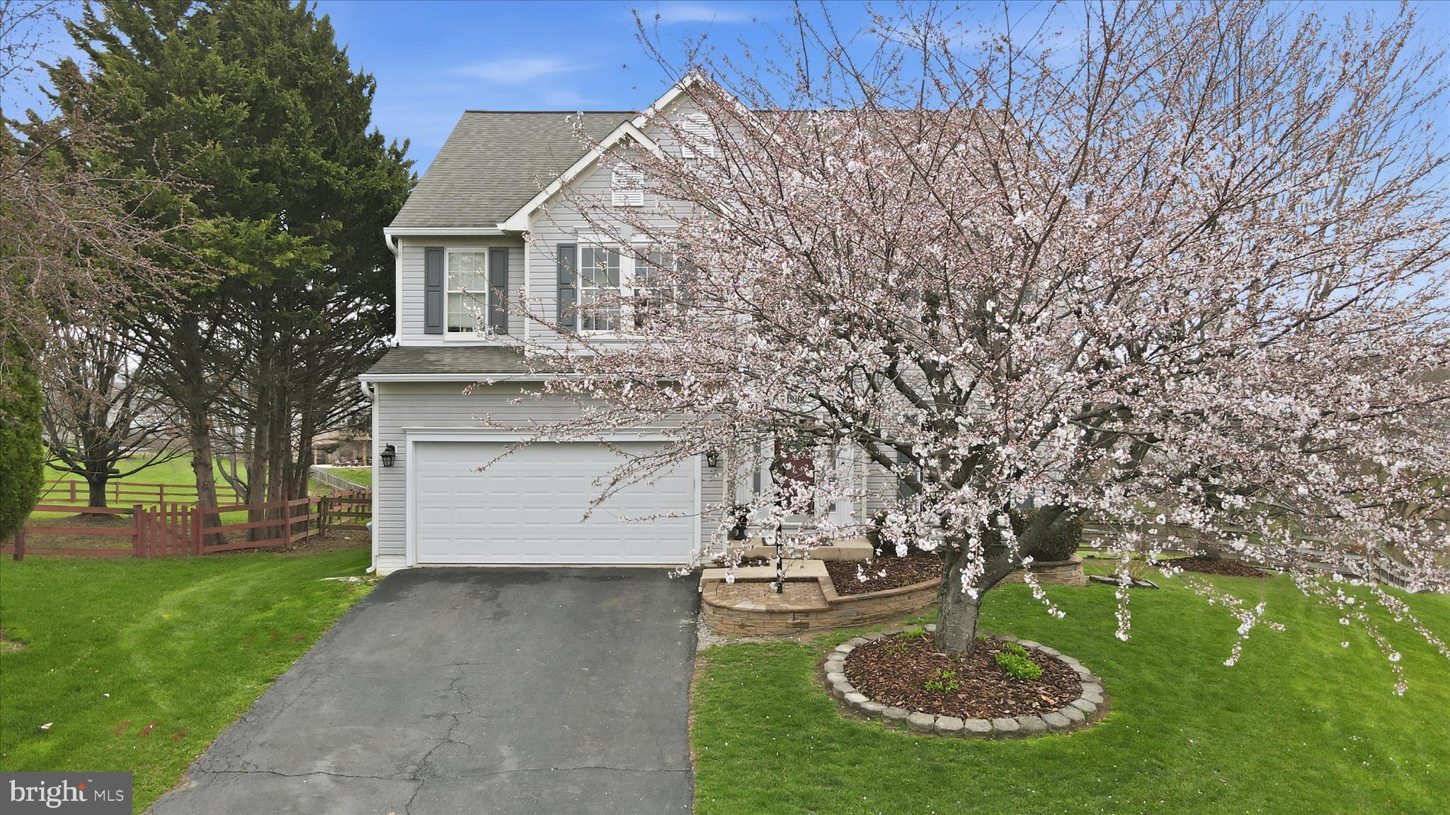 CAMBRIDGE FARMS - Residential