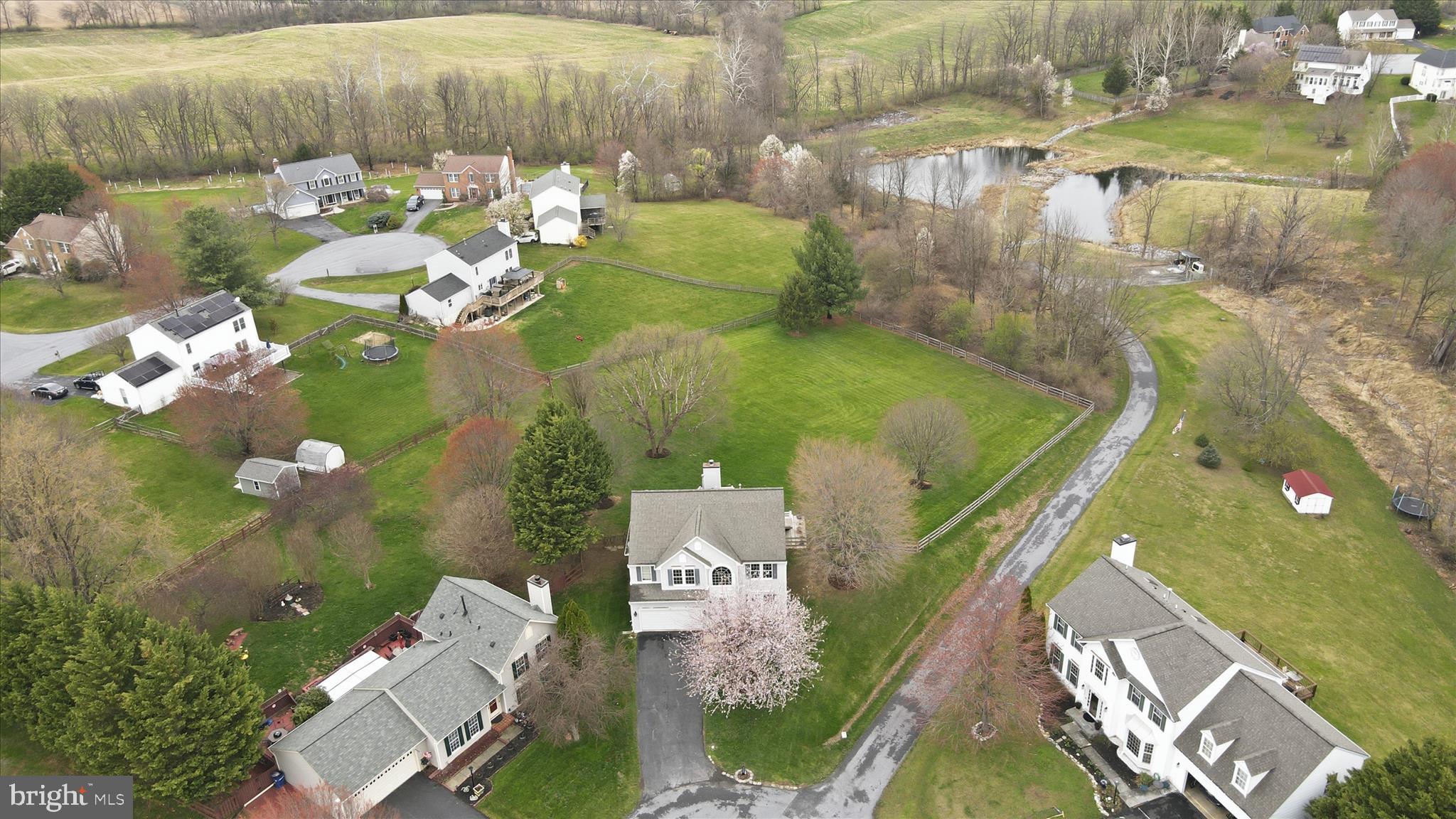 CAMBRIDGE FARMS - Residential