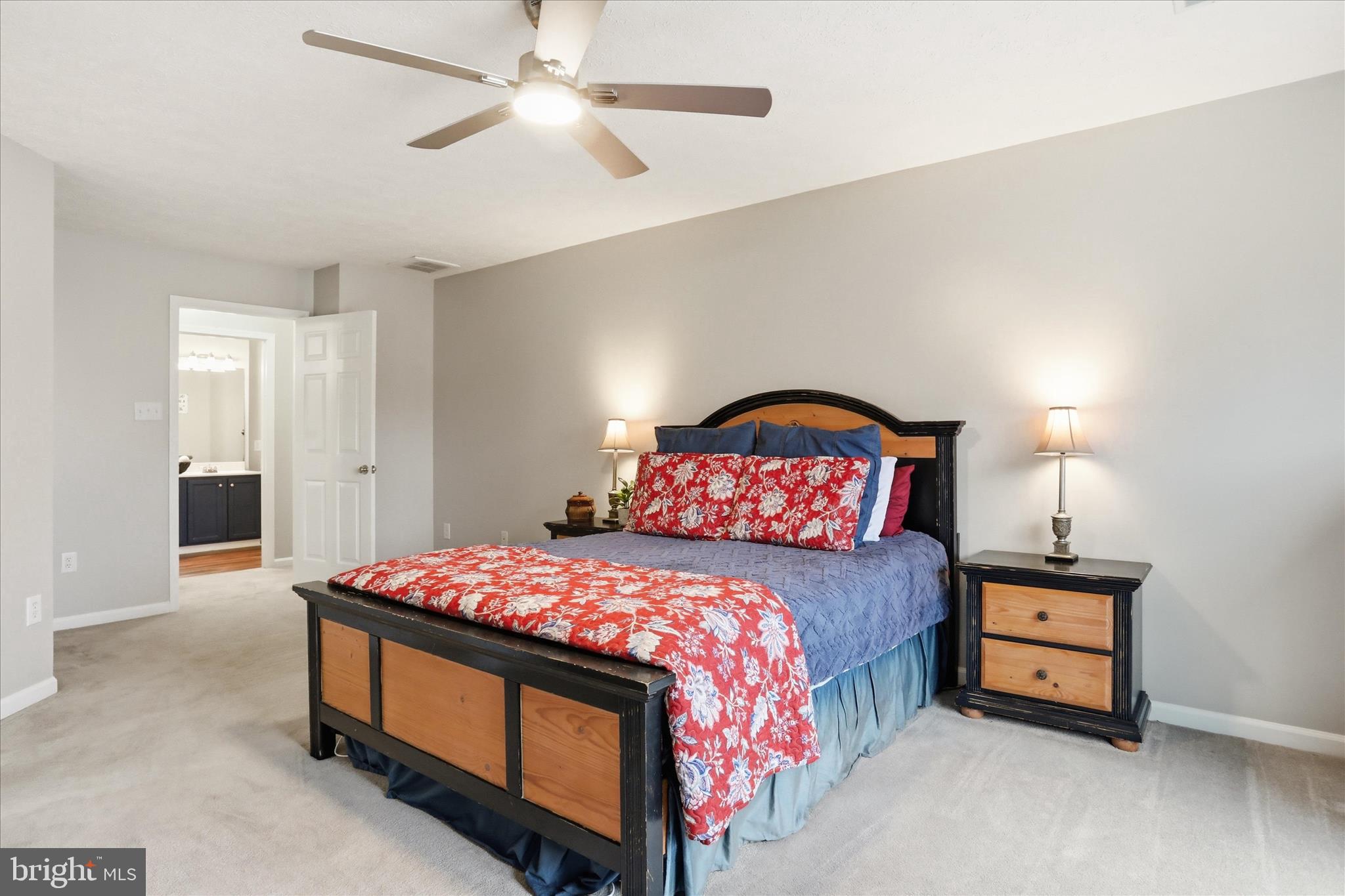 CAMBRIDGE FARMS - Residential