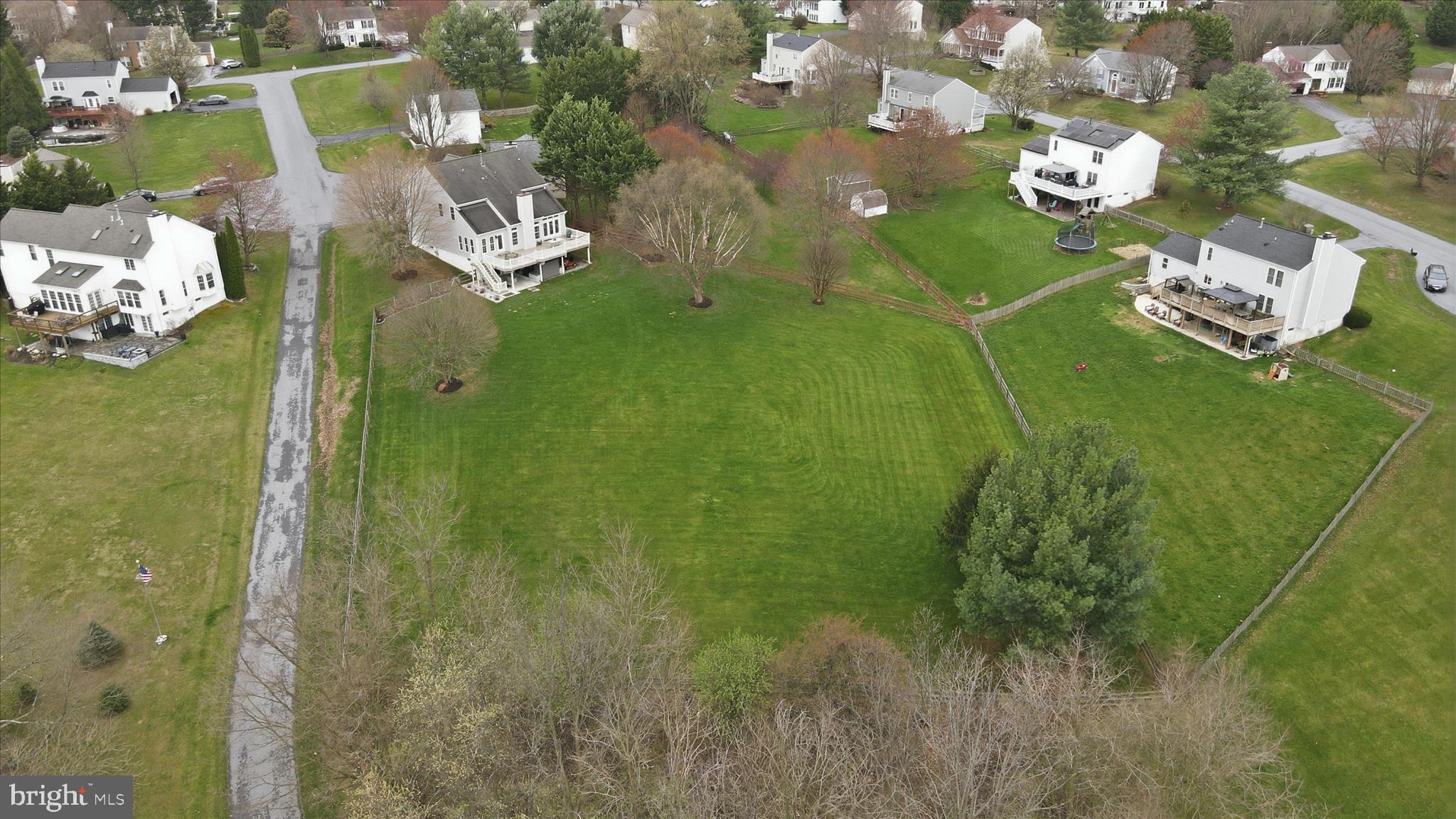 CAMBRIDGE FARMS - Residential