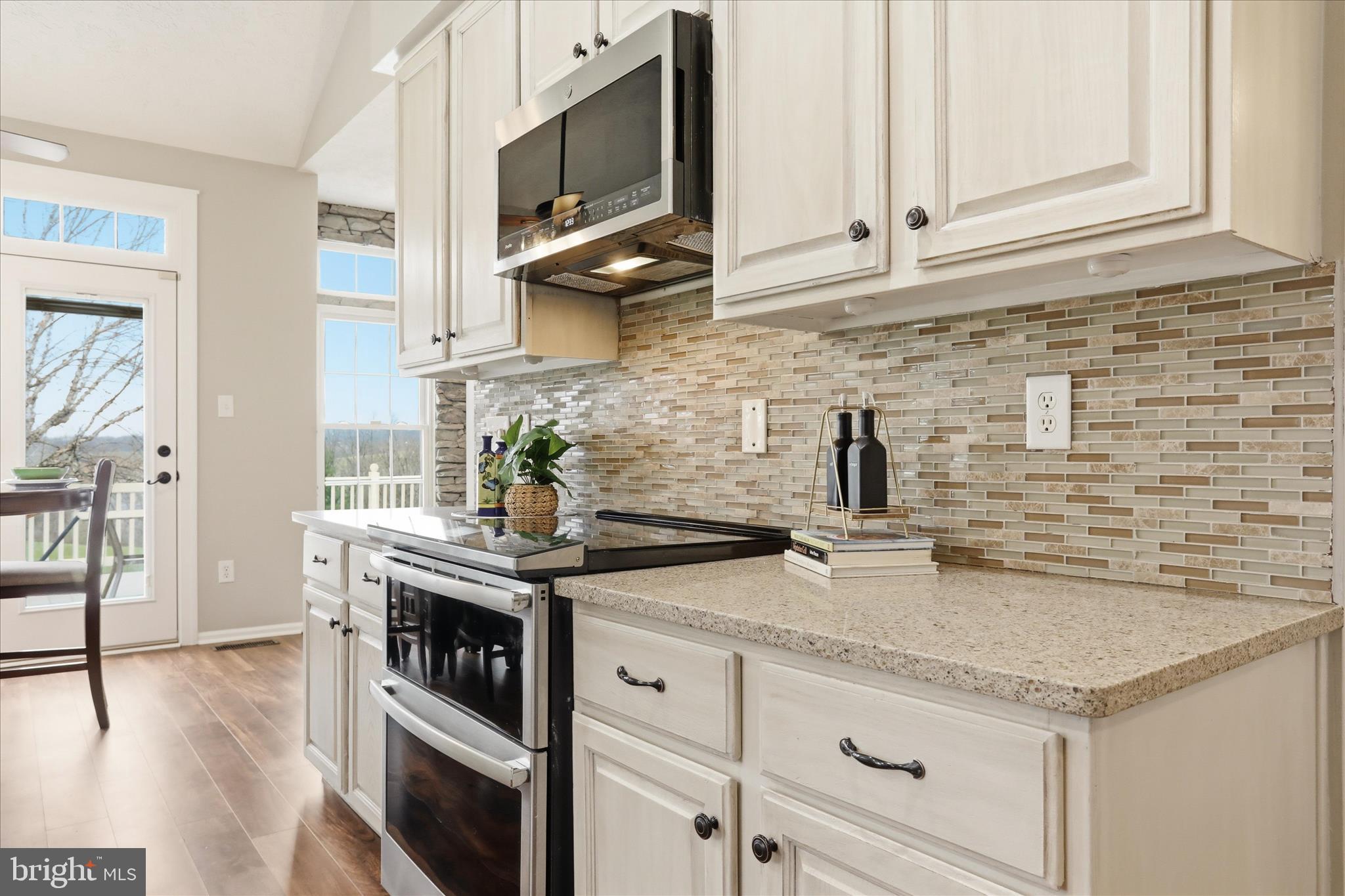 CAMBRIDGE FARMS - Residential