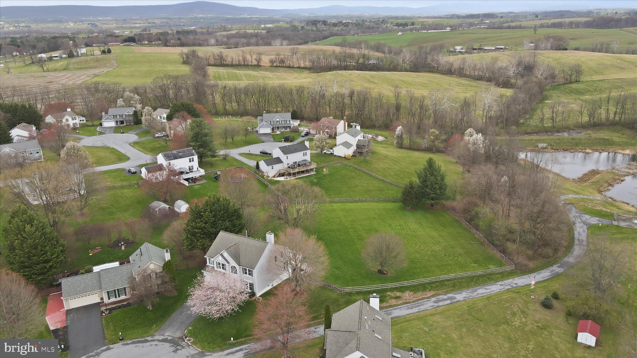 CAMBRIDGE FARMS - Residential