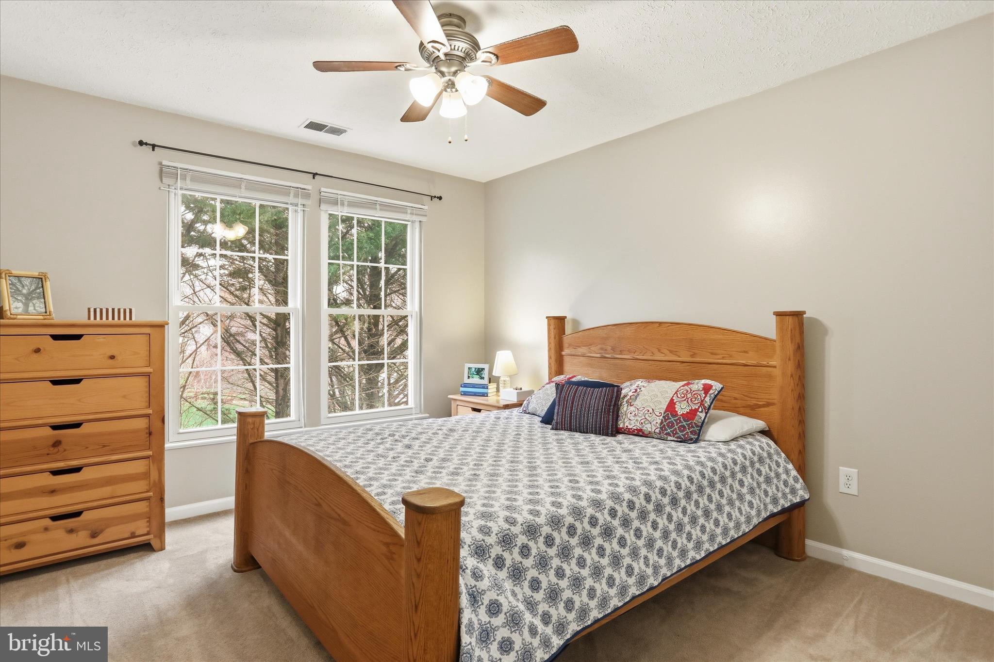 CAMBRIDGE FARMS - Residential