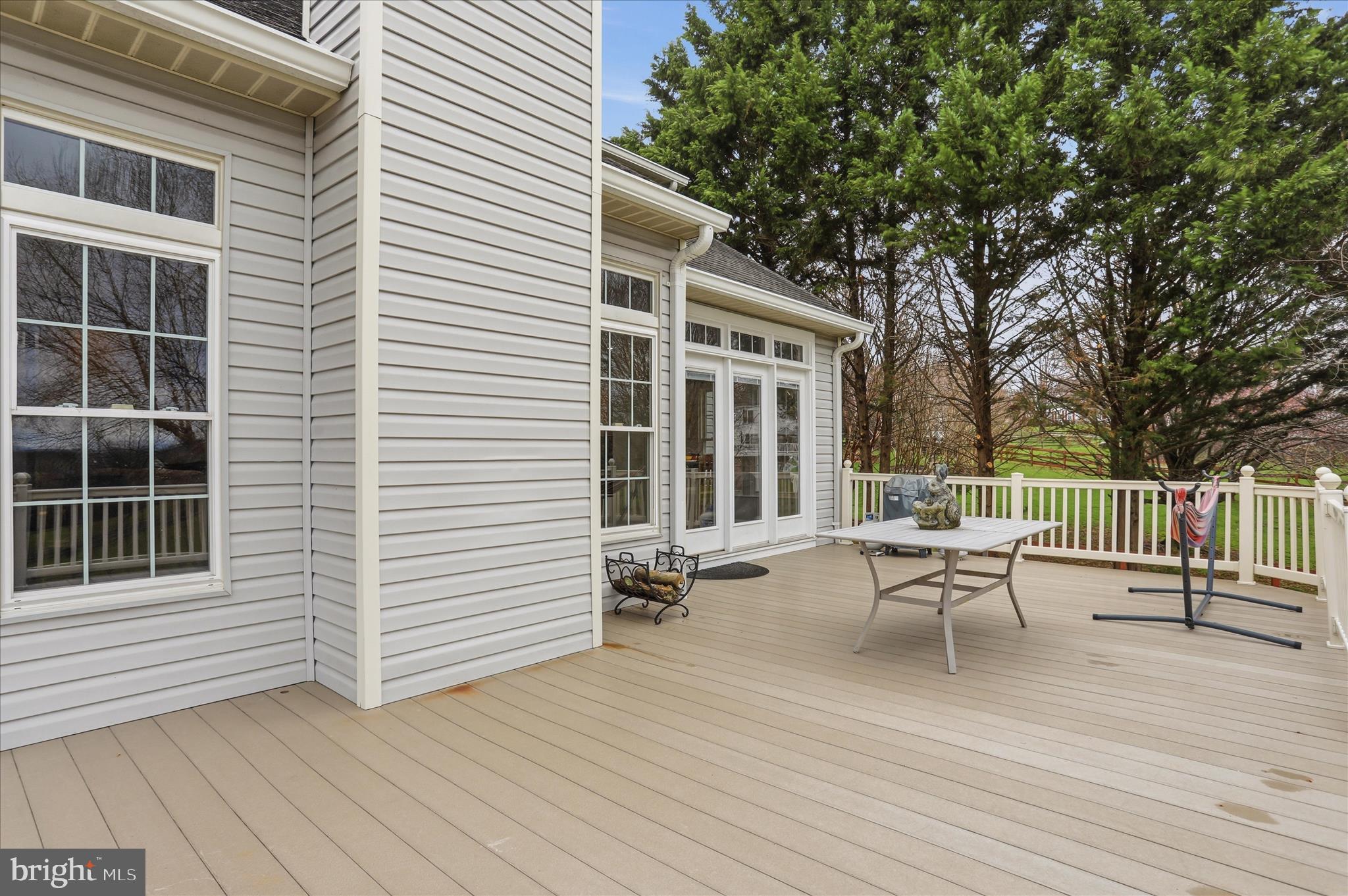 CAMBRIDGE FARMS - Residential