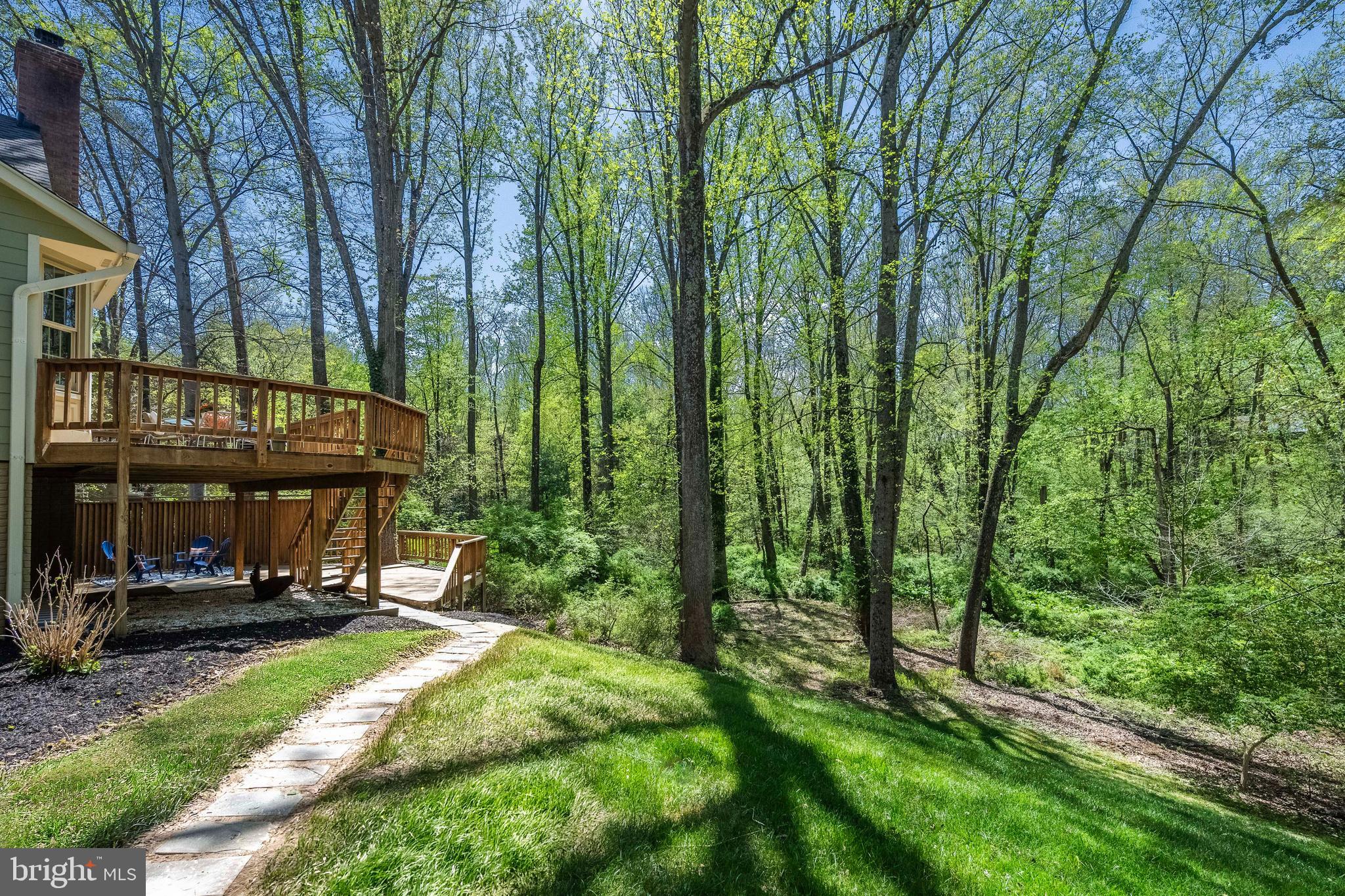 OAKTON MILL ESTATES - Residential