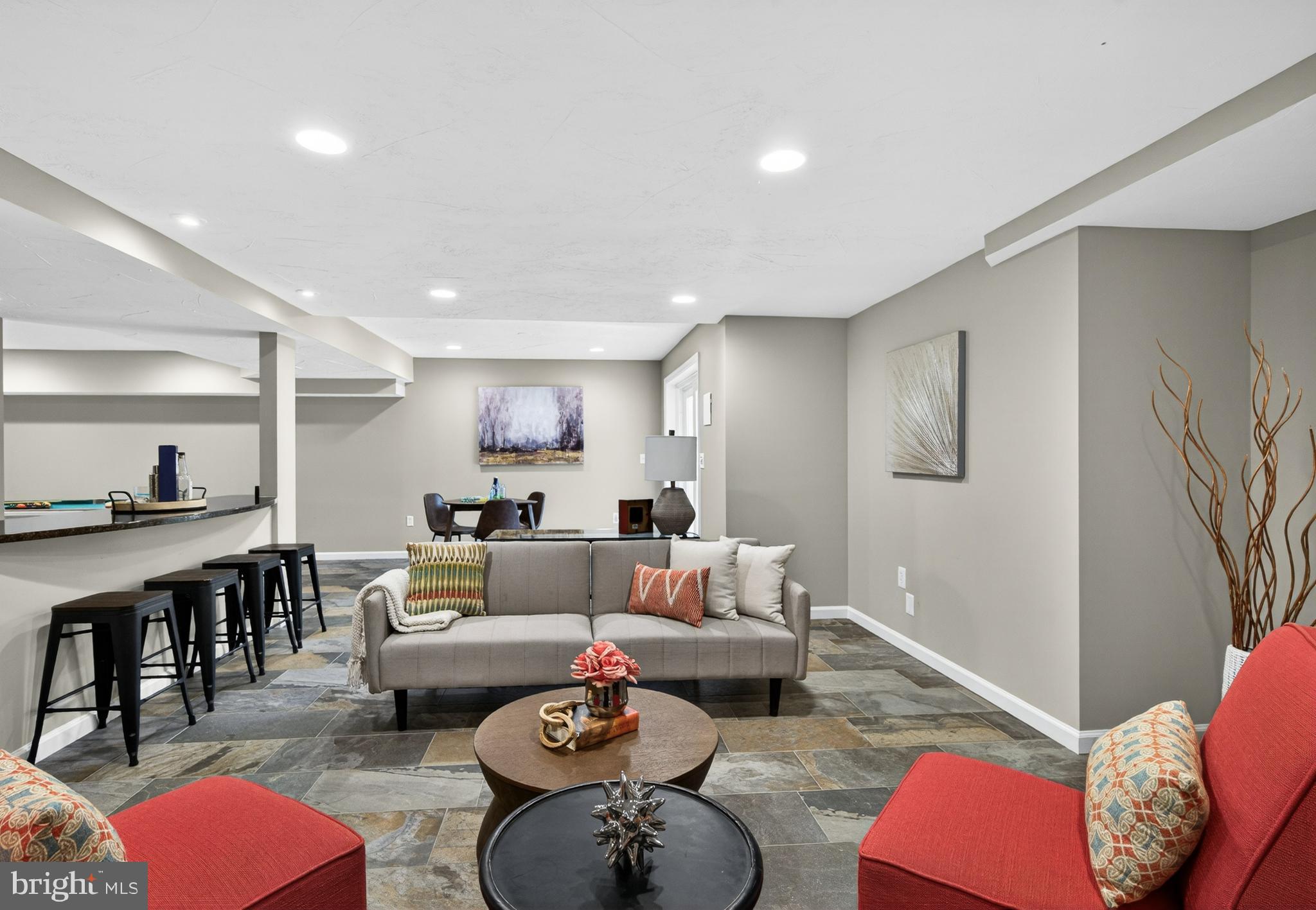 OAKTON MILL ESTATES - Residential