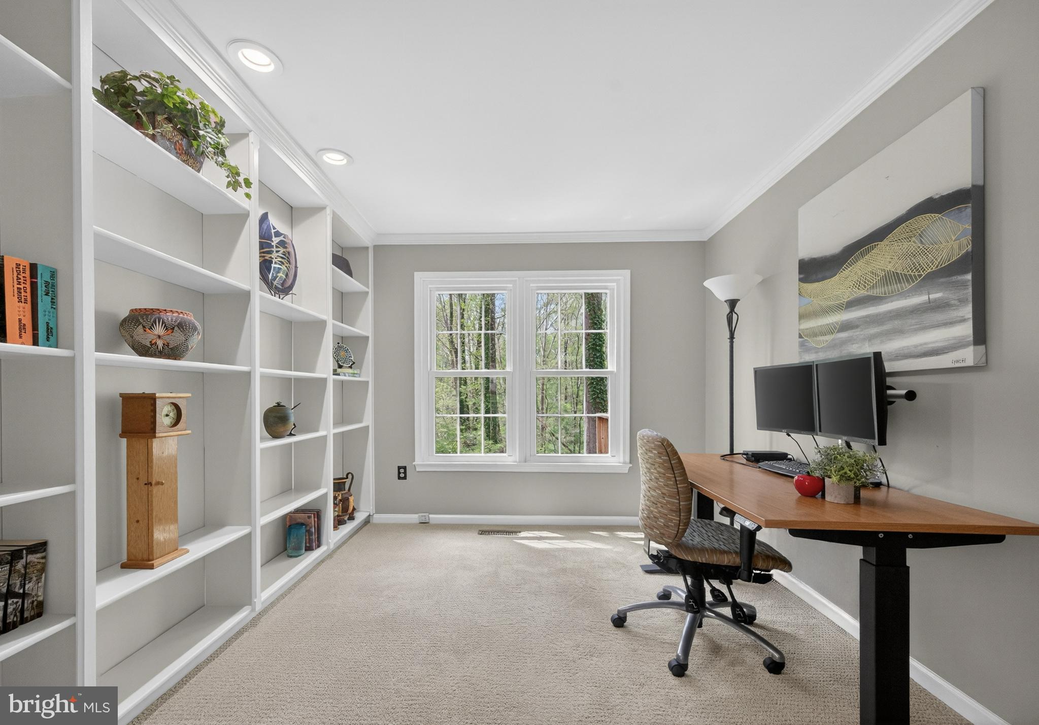 OAKTON MILL ESTATES - Residential