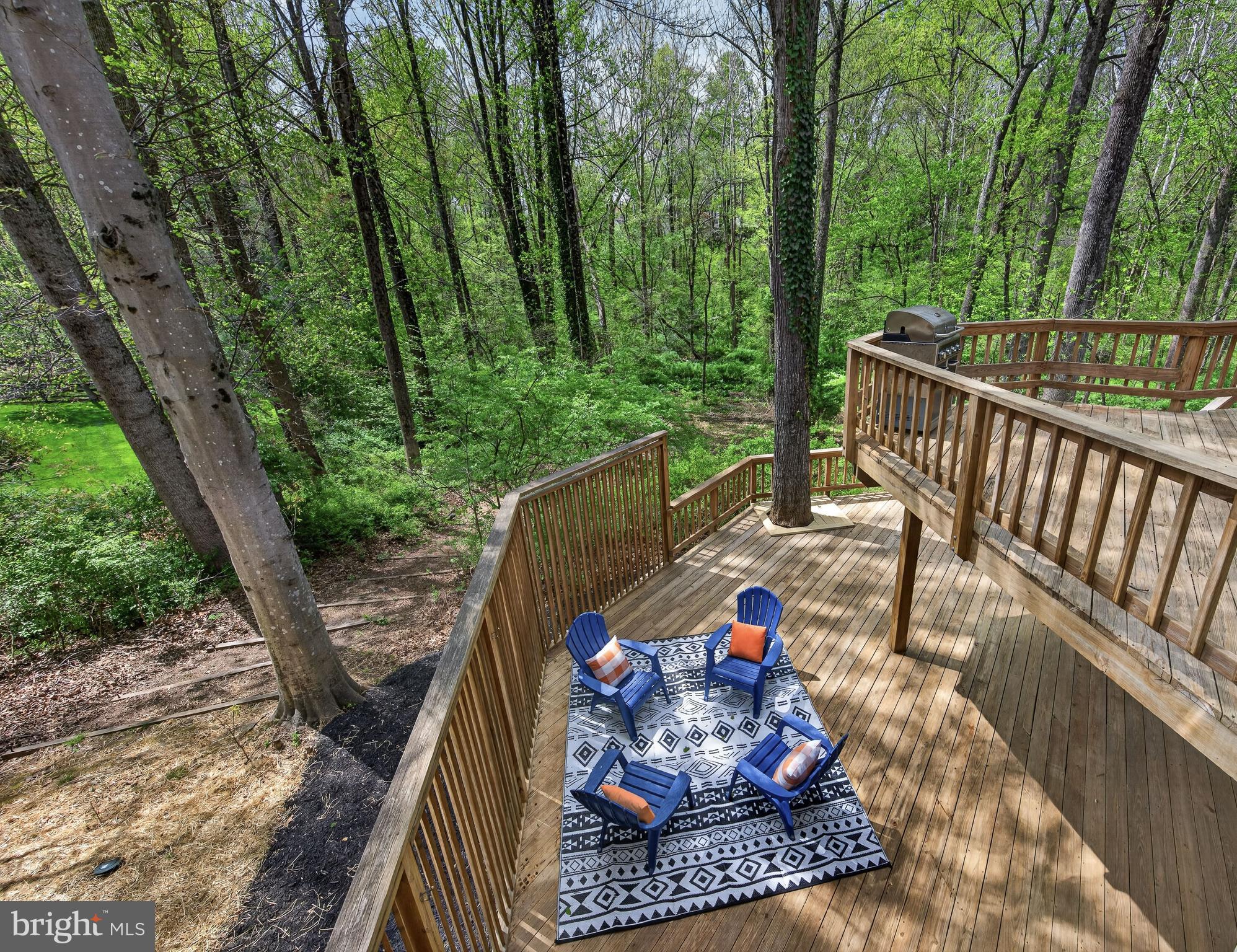 OAKTON MILL ESTATES - Residential