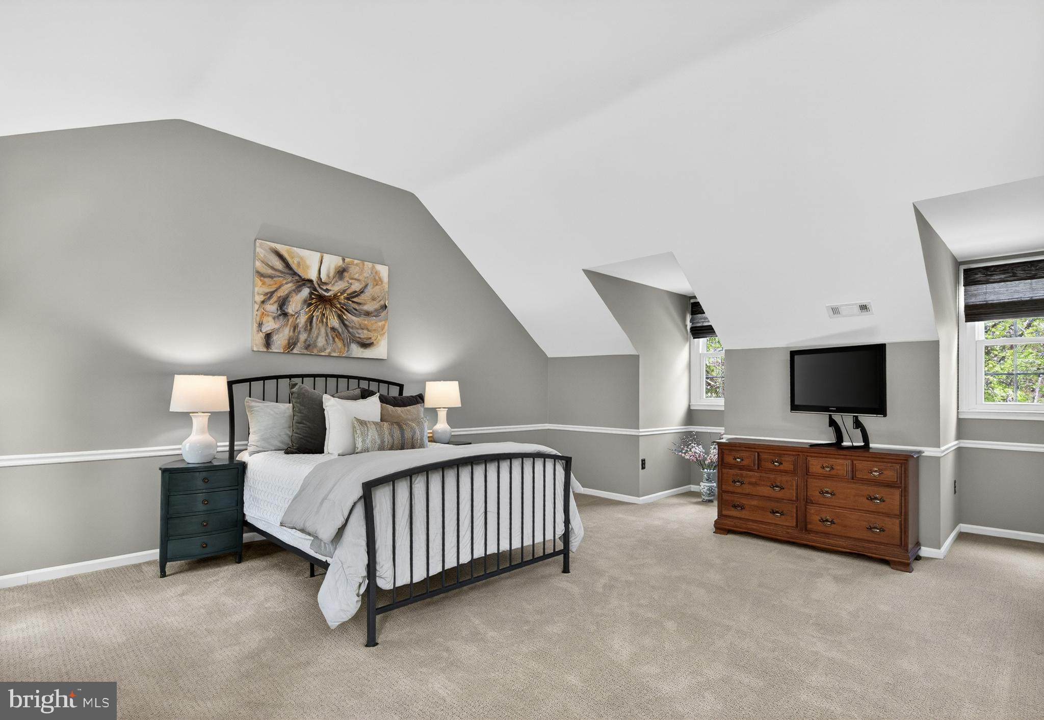 OAKTON MILL ESTATES - Residential