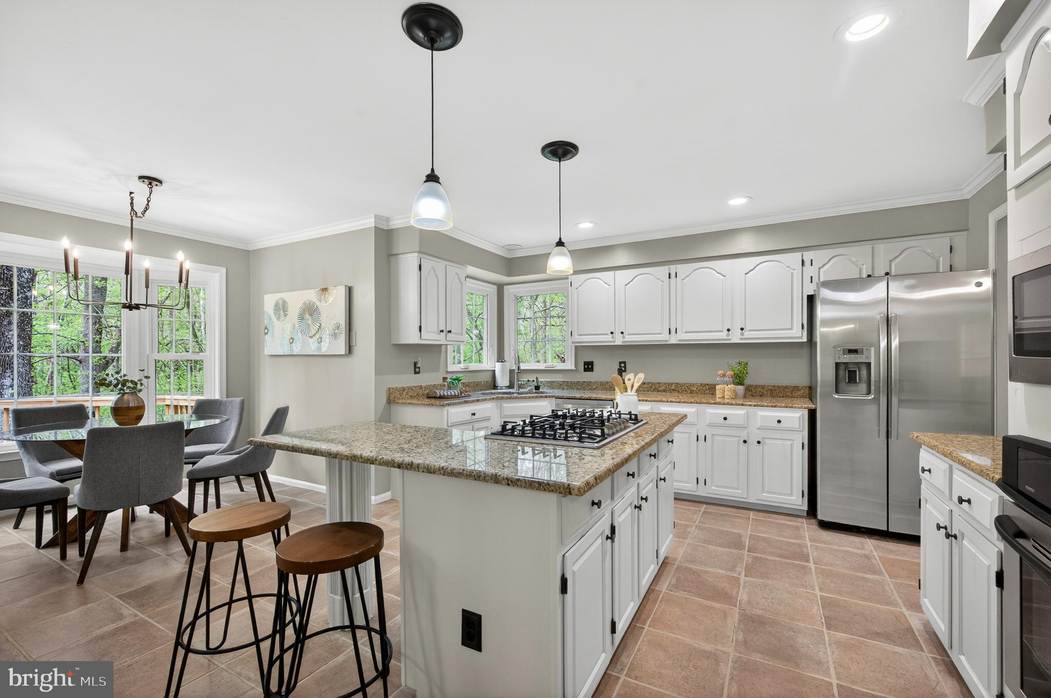 OAKTON MILL ESTATES - Residential