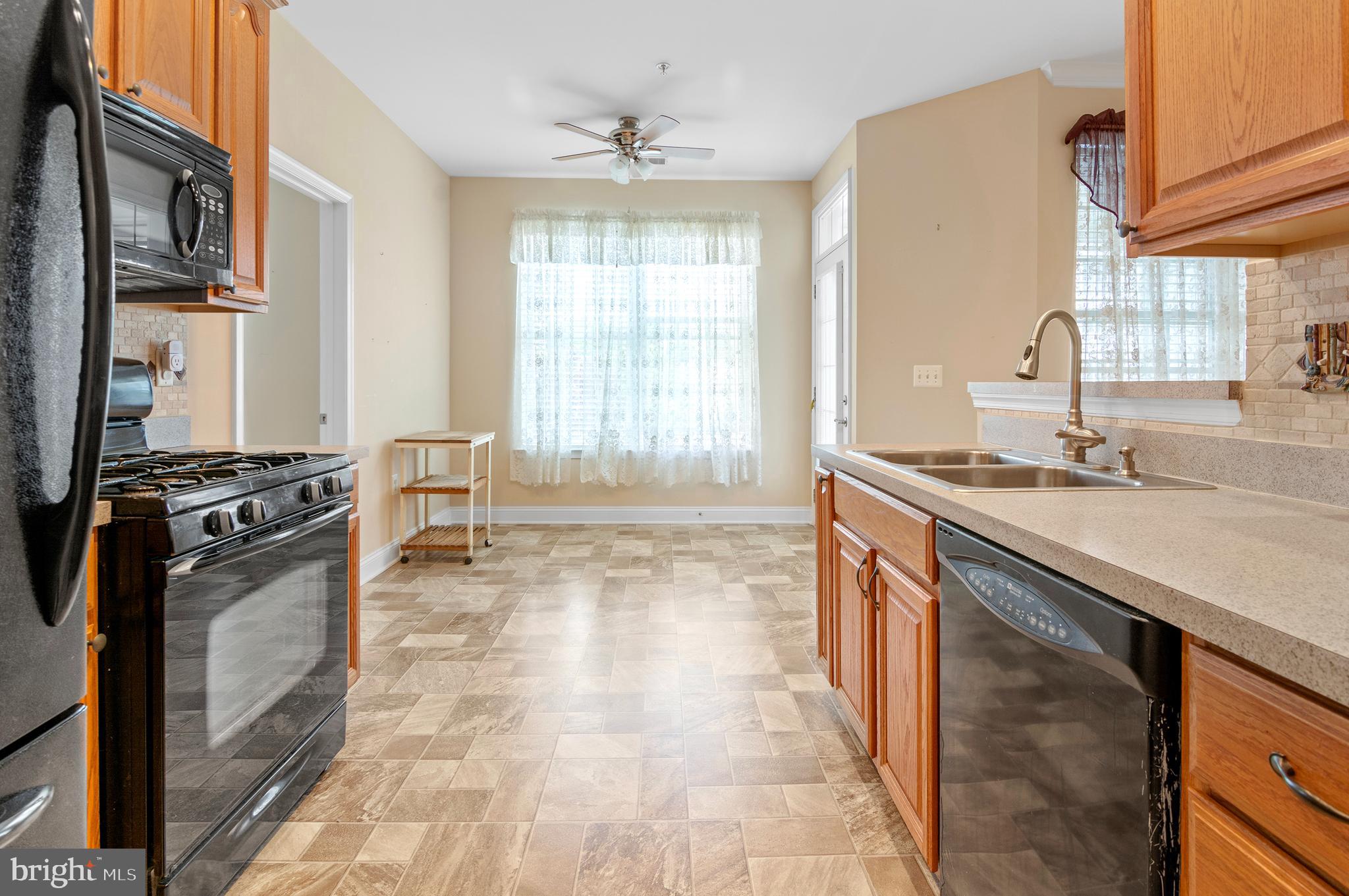 EMERALD HILLS - Residential