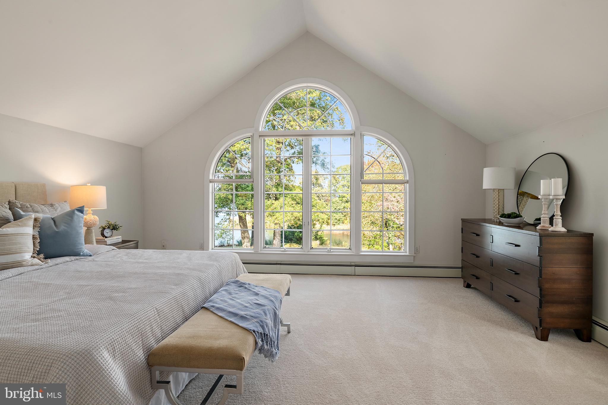 ANNAPOLIS COVE - Residential