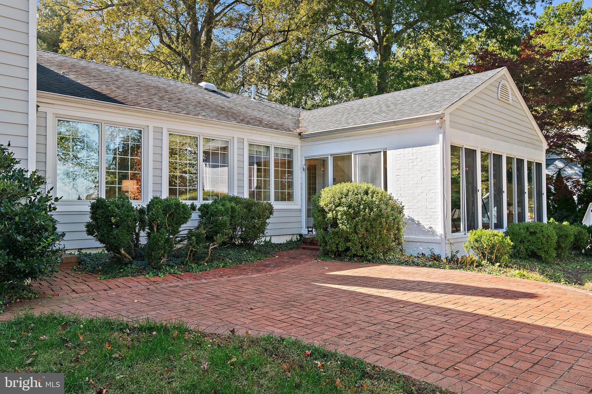 ANNAPOLIS COVE - Residential