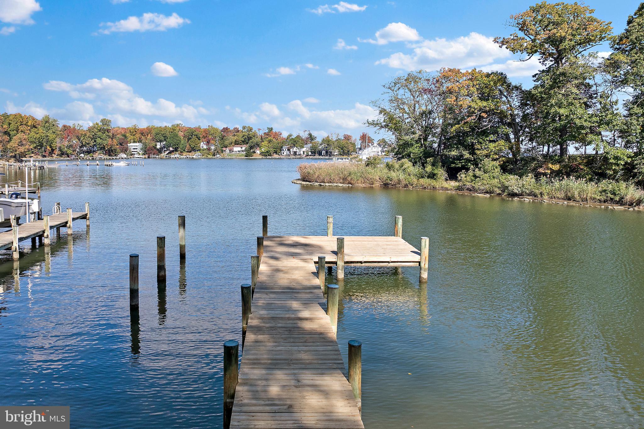 ANNAPOLIS COVE - Residential