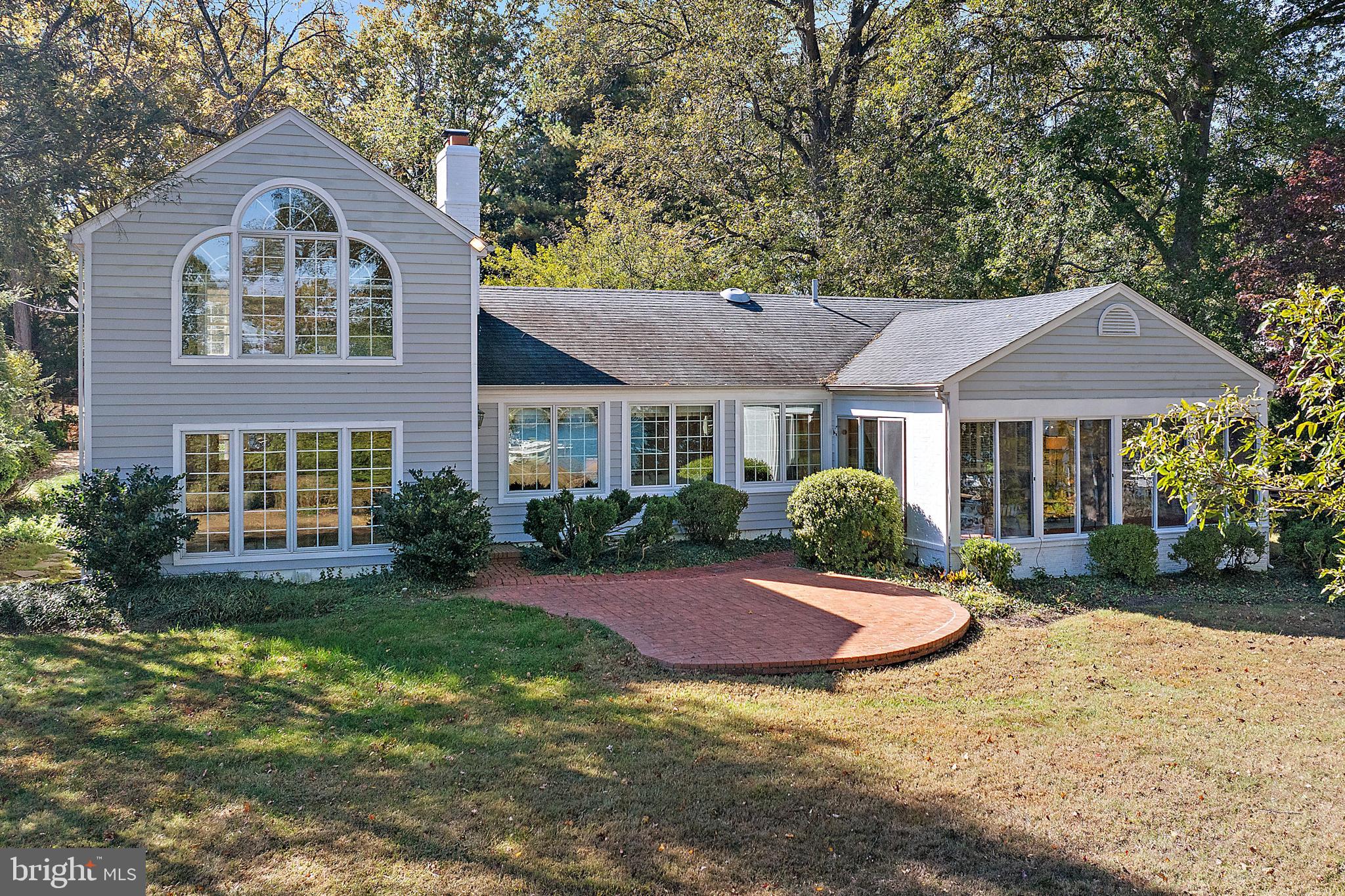 ANNAPOLIS COVE - Residential