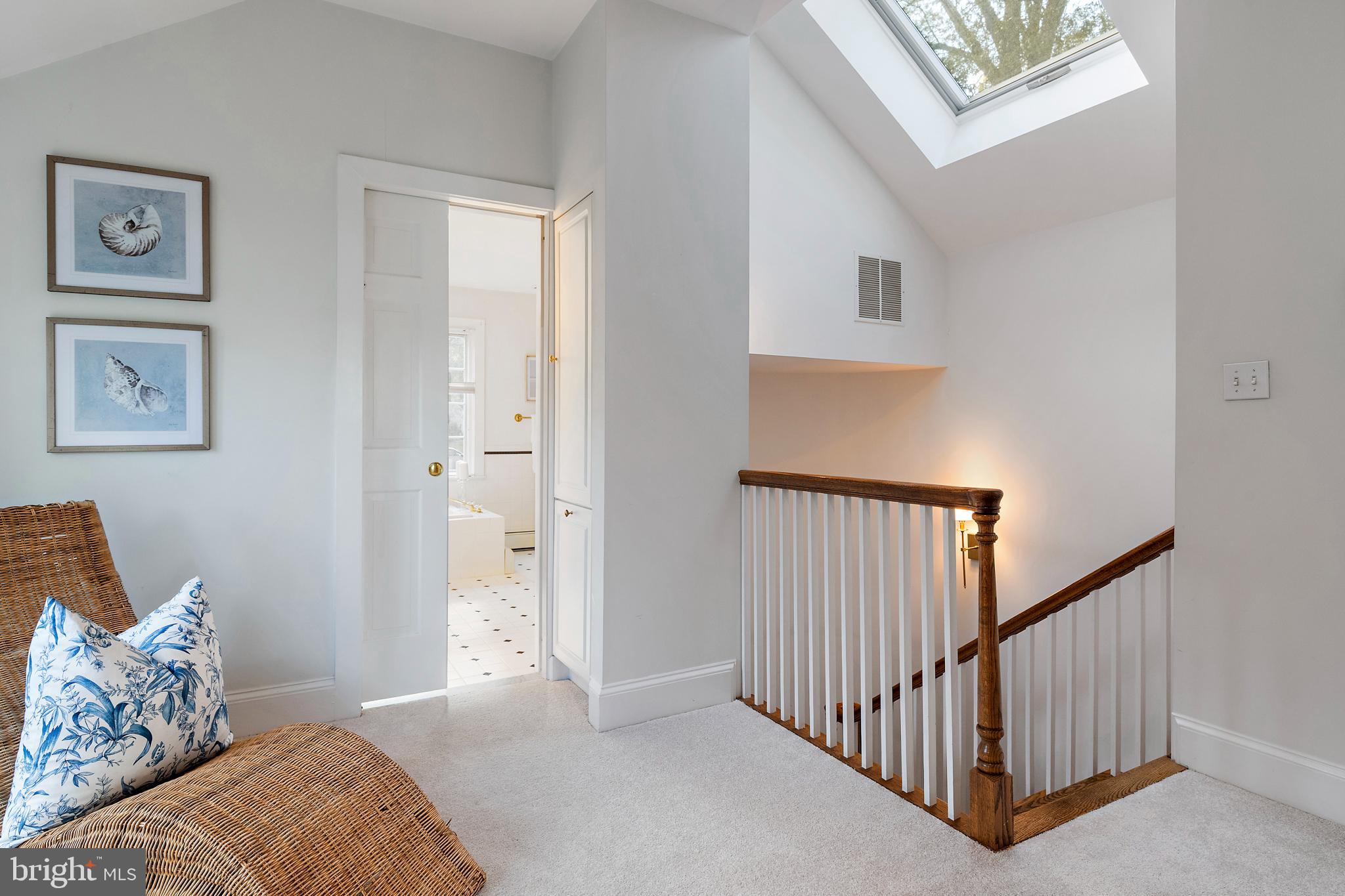 ANNAPOLIS COVE - Residential