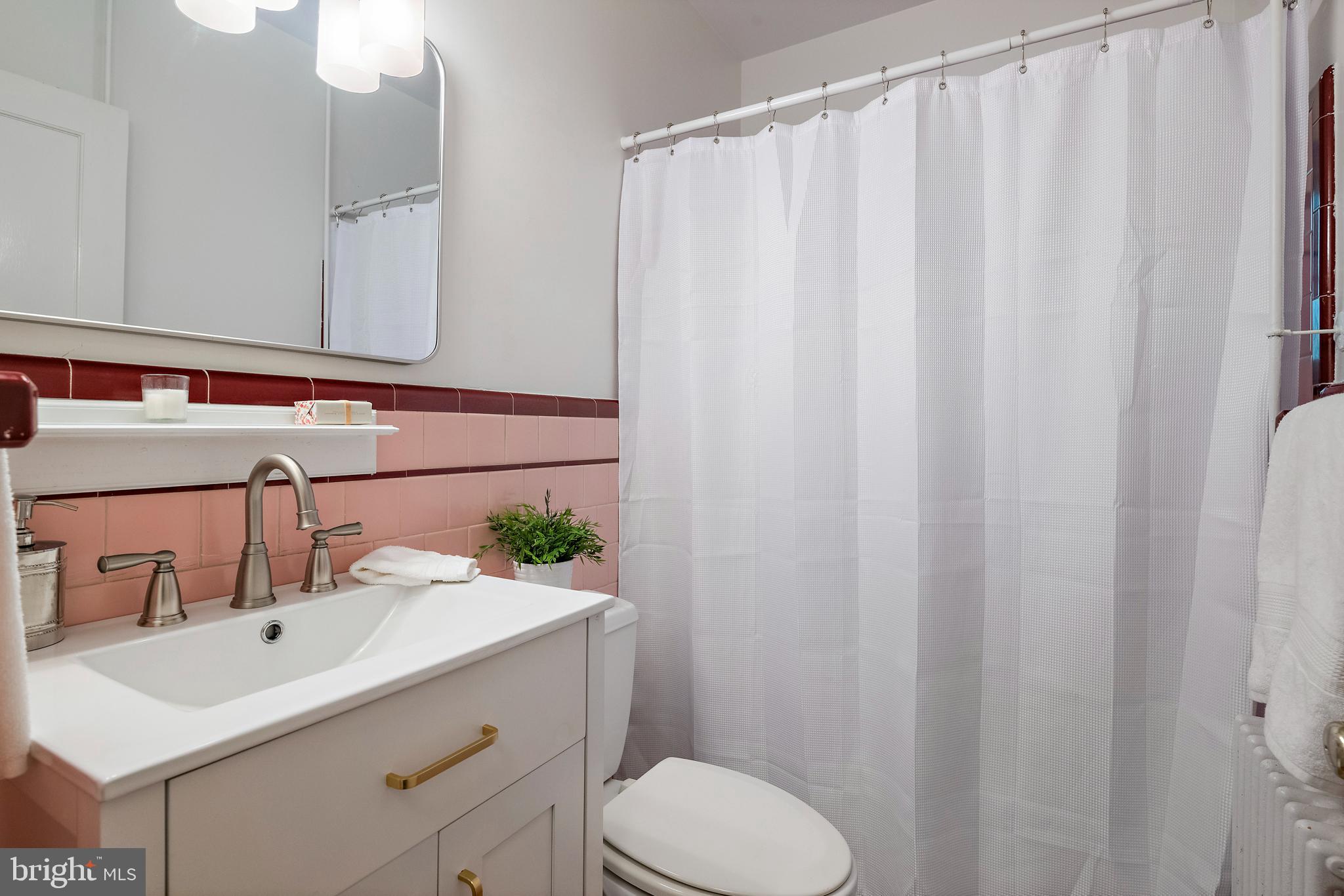 ANNAPOLIS COVE - Residential