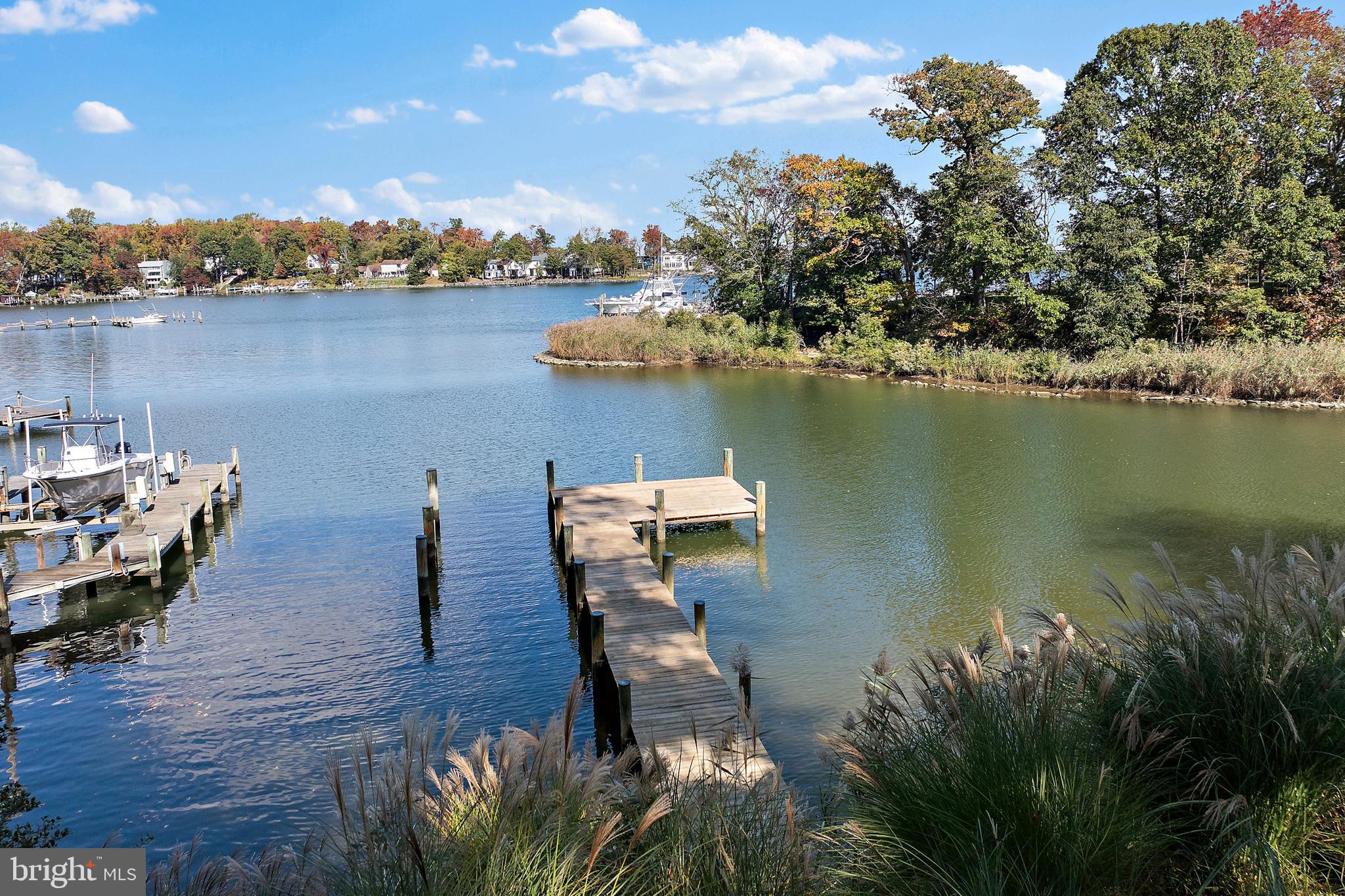 ANNAPOLIS COVE - Residential