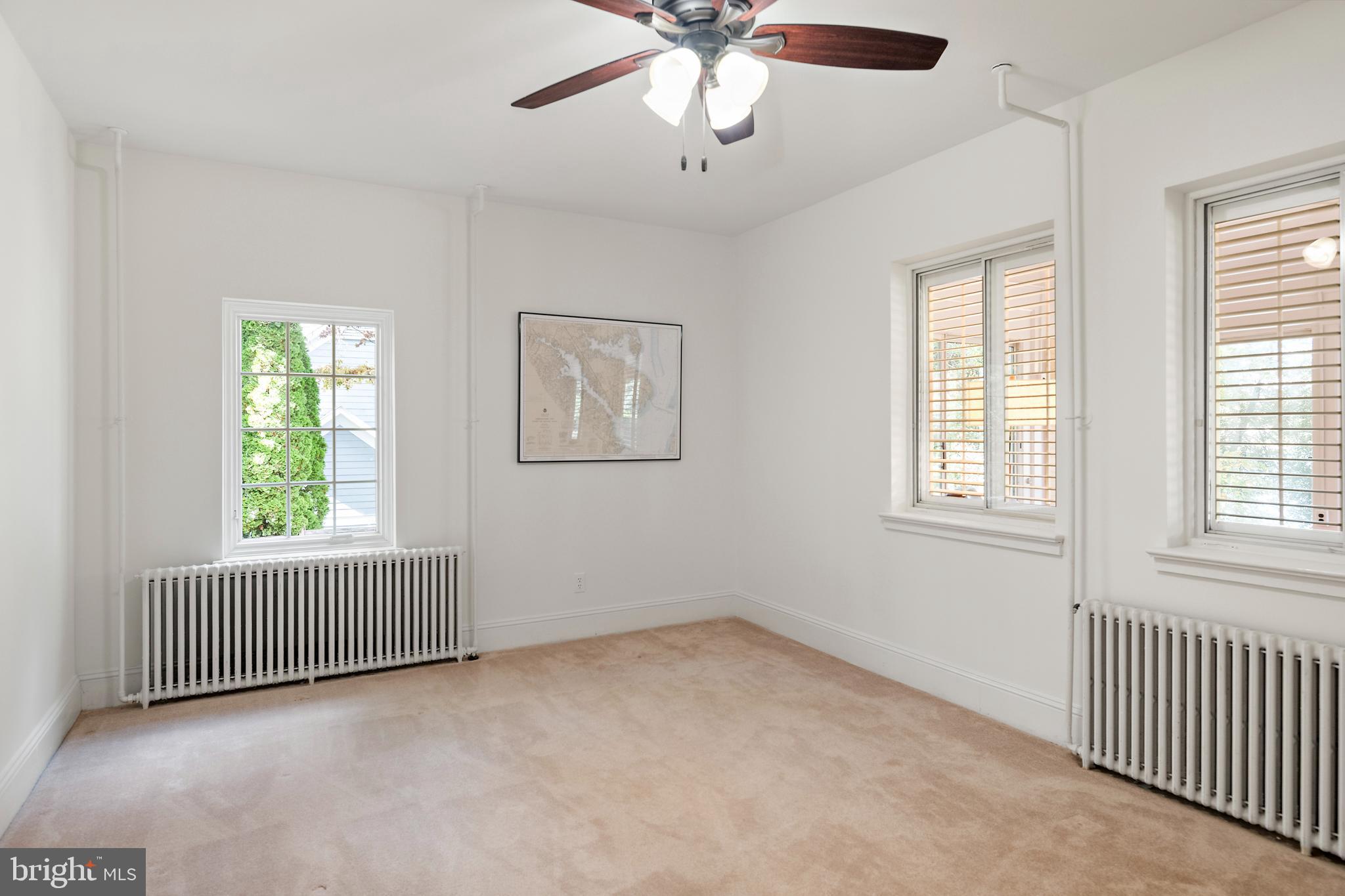 ANNAPOLIS COVE - Residential