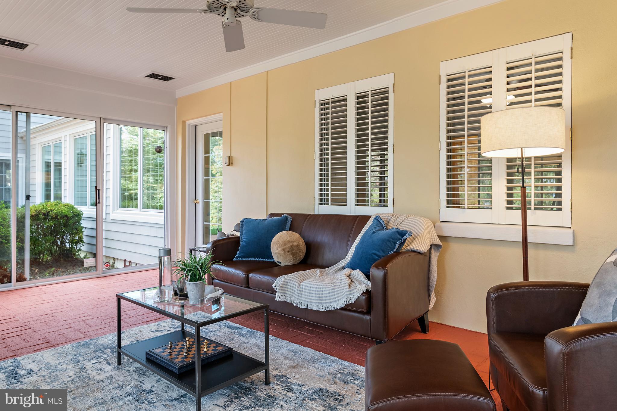 ANNAPOLIS COVE - Residential