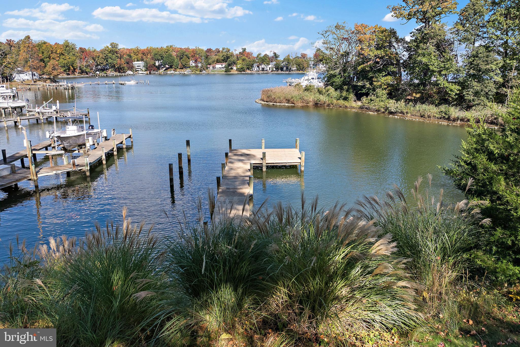 ANNAPOLIS COVE - Residential