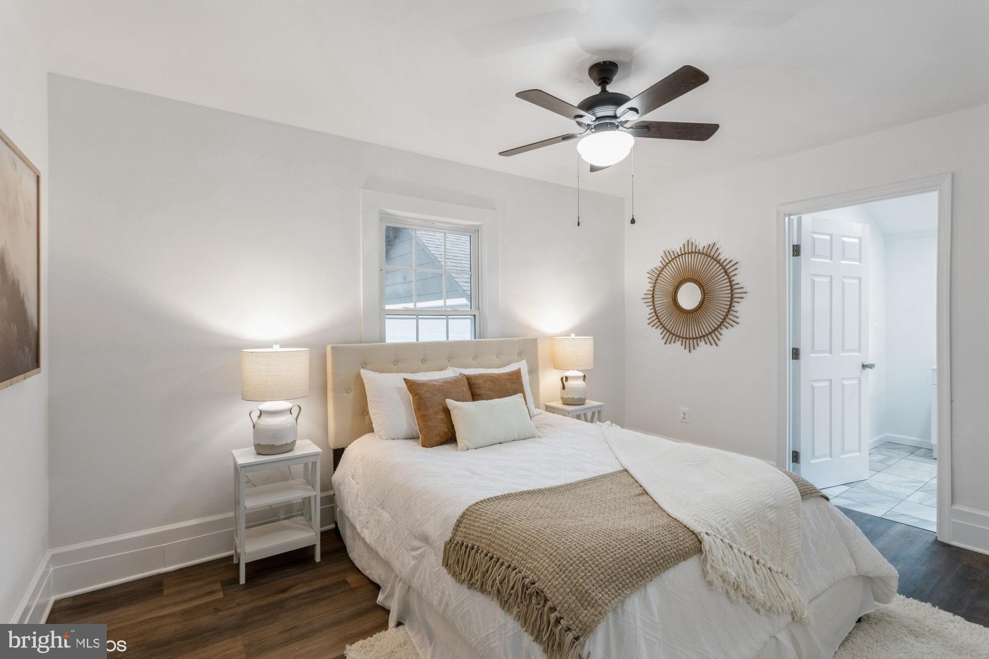 RHOADESVILLE - Residential