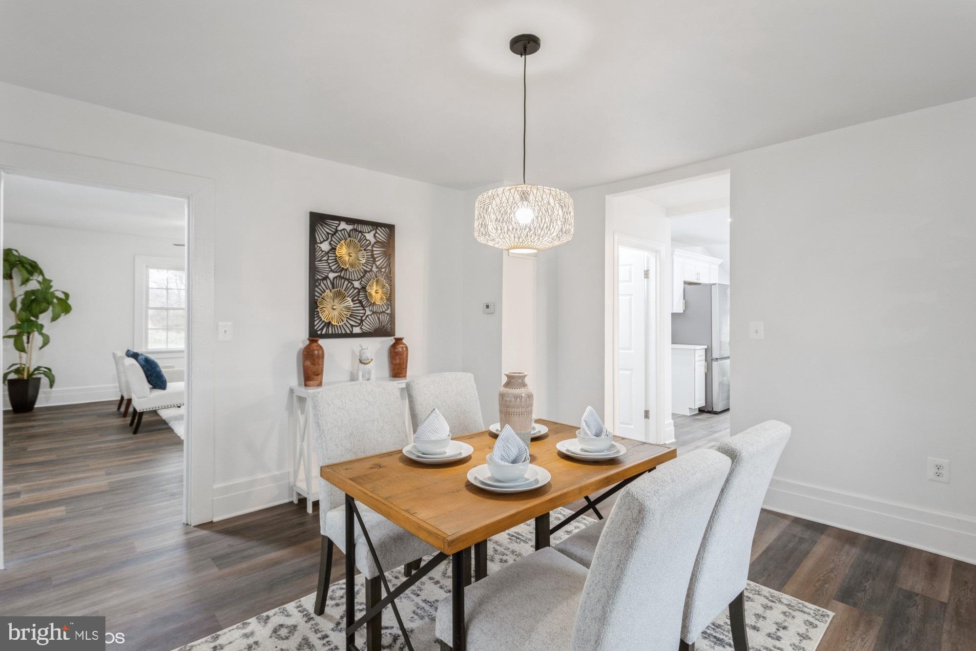 RHOADESVILLE - Residential