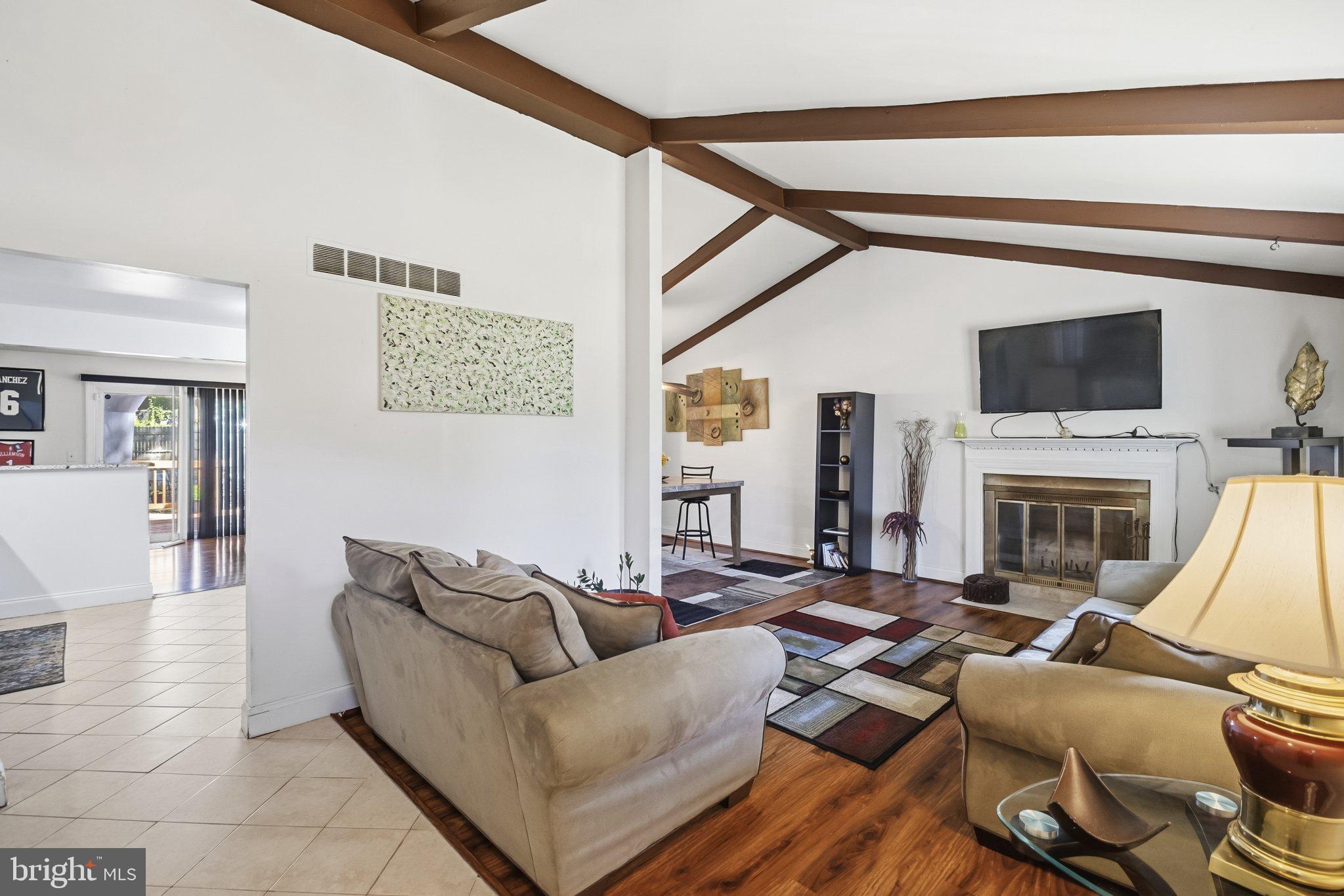 7909 DANBURY COURT
