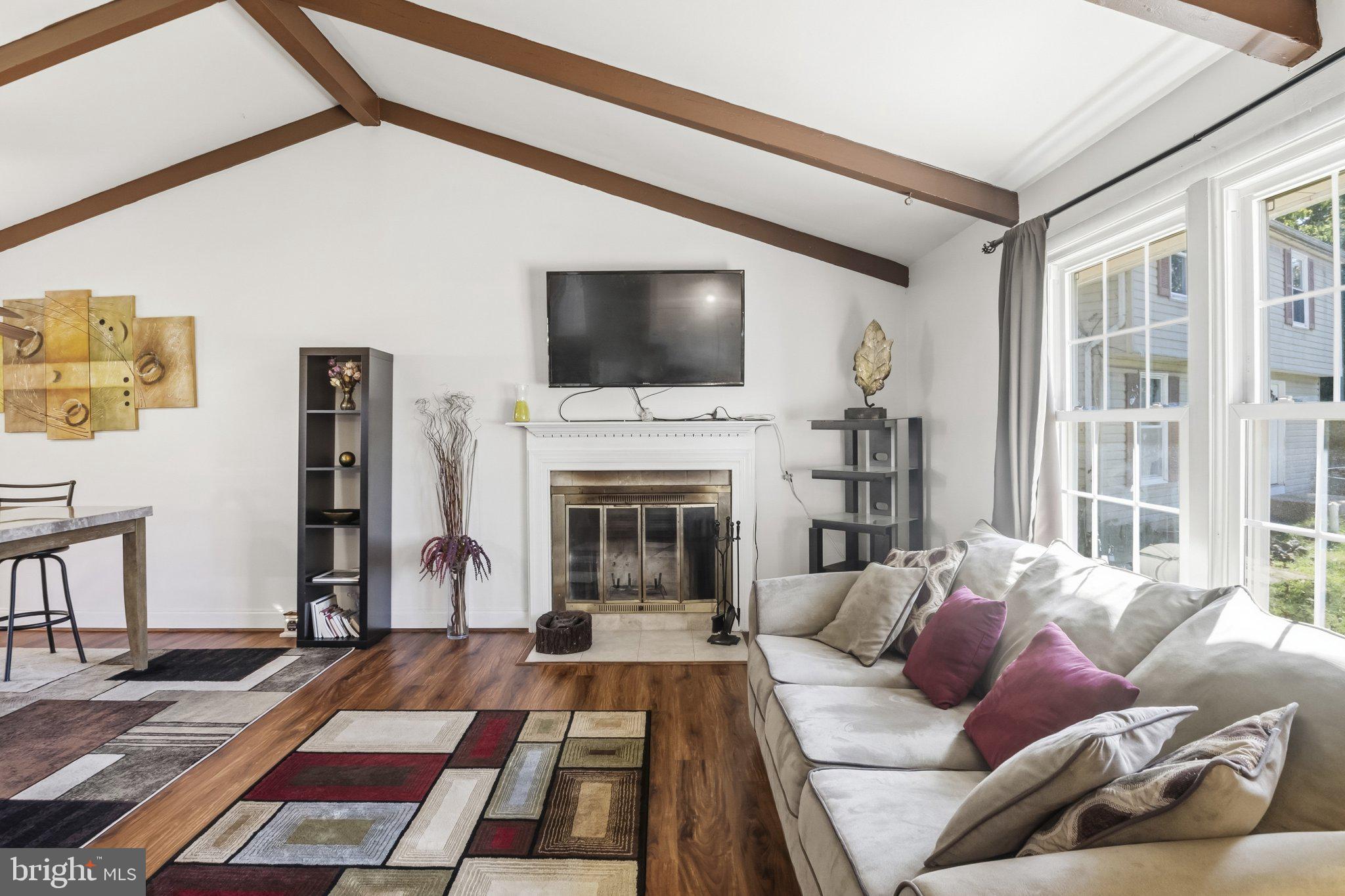 7909 DANBURY COURT