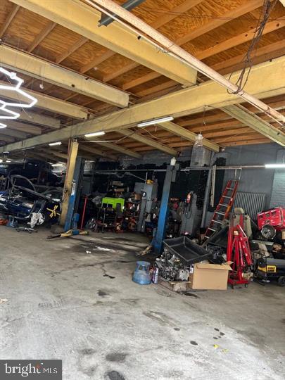 MILL CREEK - Commercial Sale