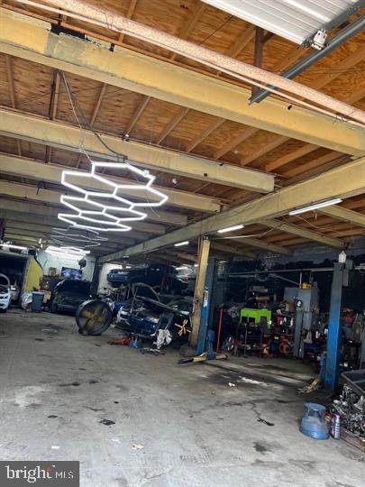 MILL CREEK - Commercial Sale