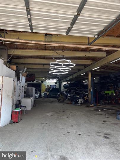 MILL CREEK - Commercial Sale