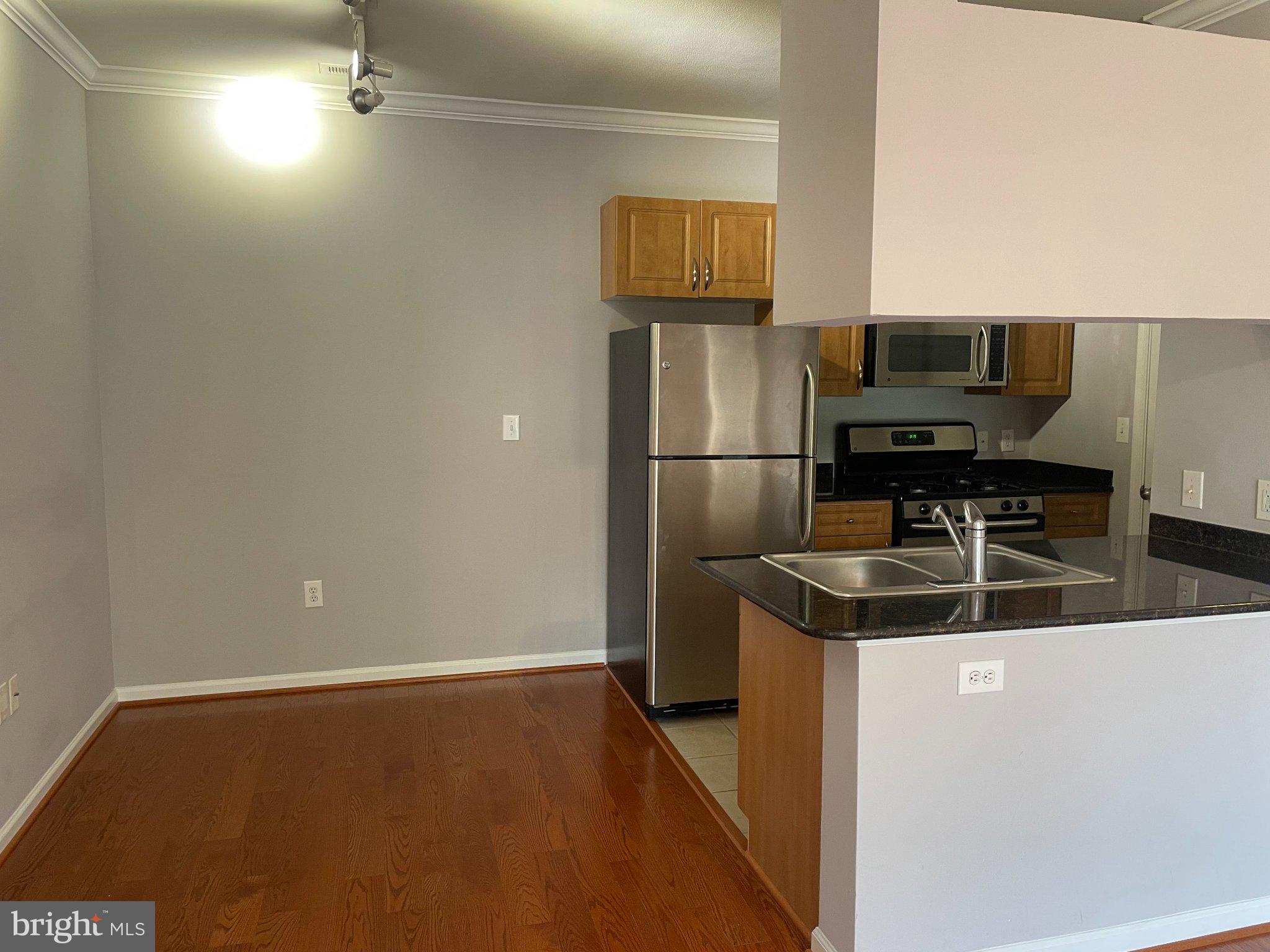 12124 GARDEN RIDGE LANE 301