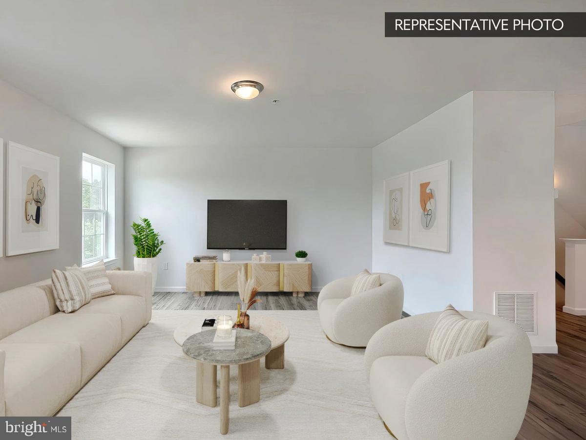 STONE MILL ESTATES - Residential