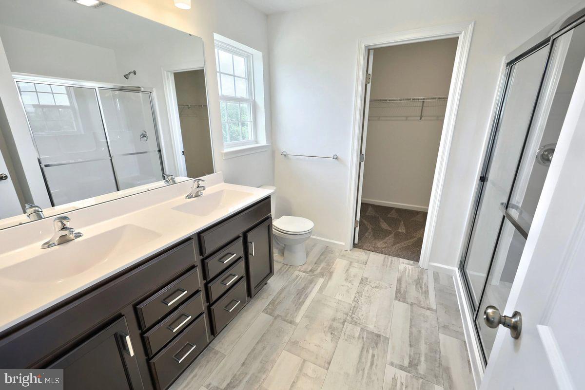 STONE MILL ESTATES - Residential