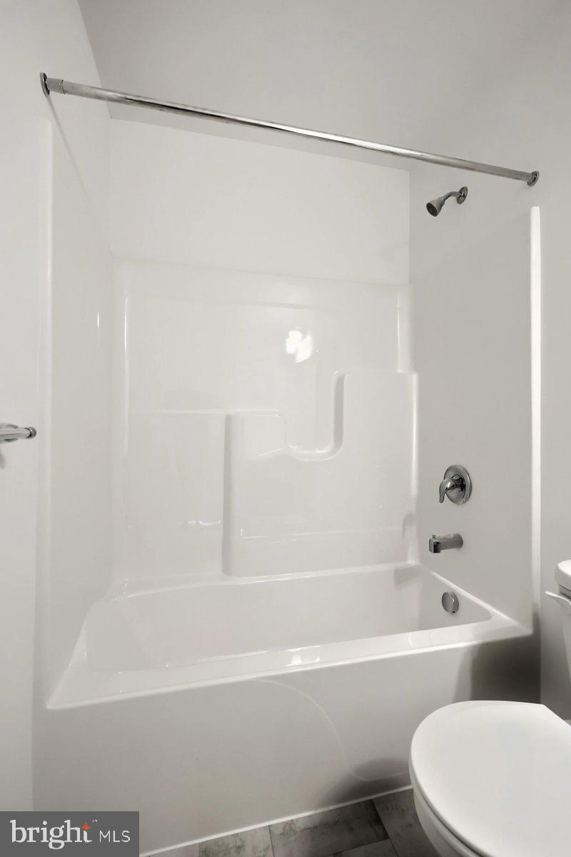 STONE MILL ESTATES - Residential