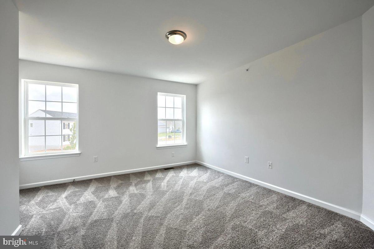 STONE MILL ESTATES - Residential